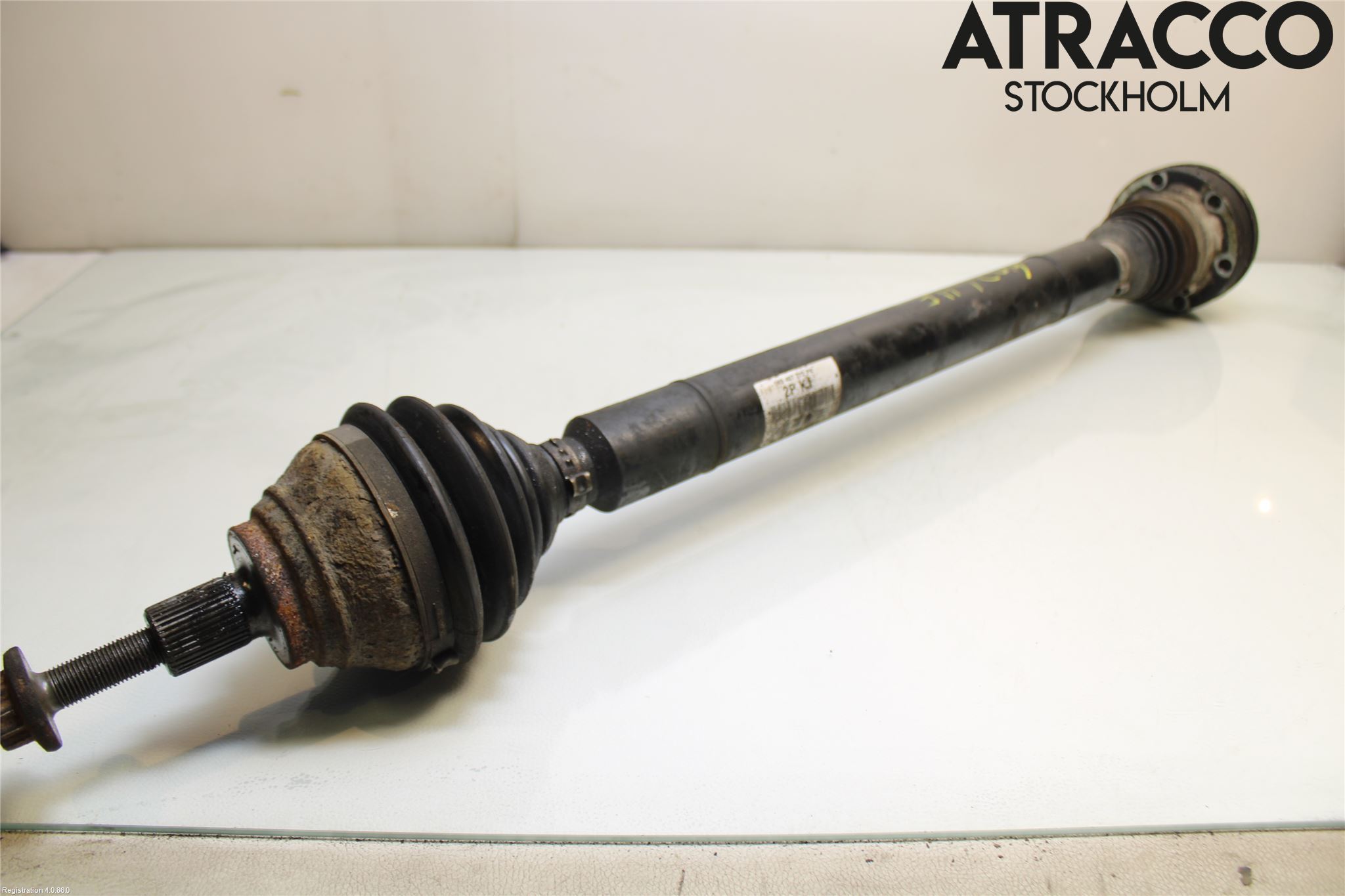 Volkswagen VW TOURAN 10-15 Drivaxel Fram Höger