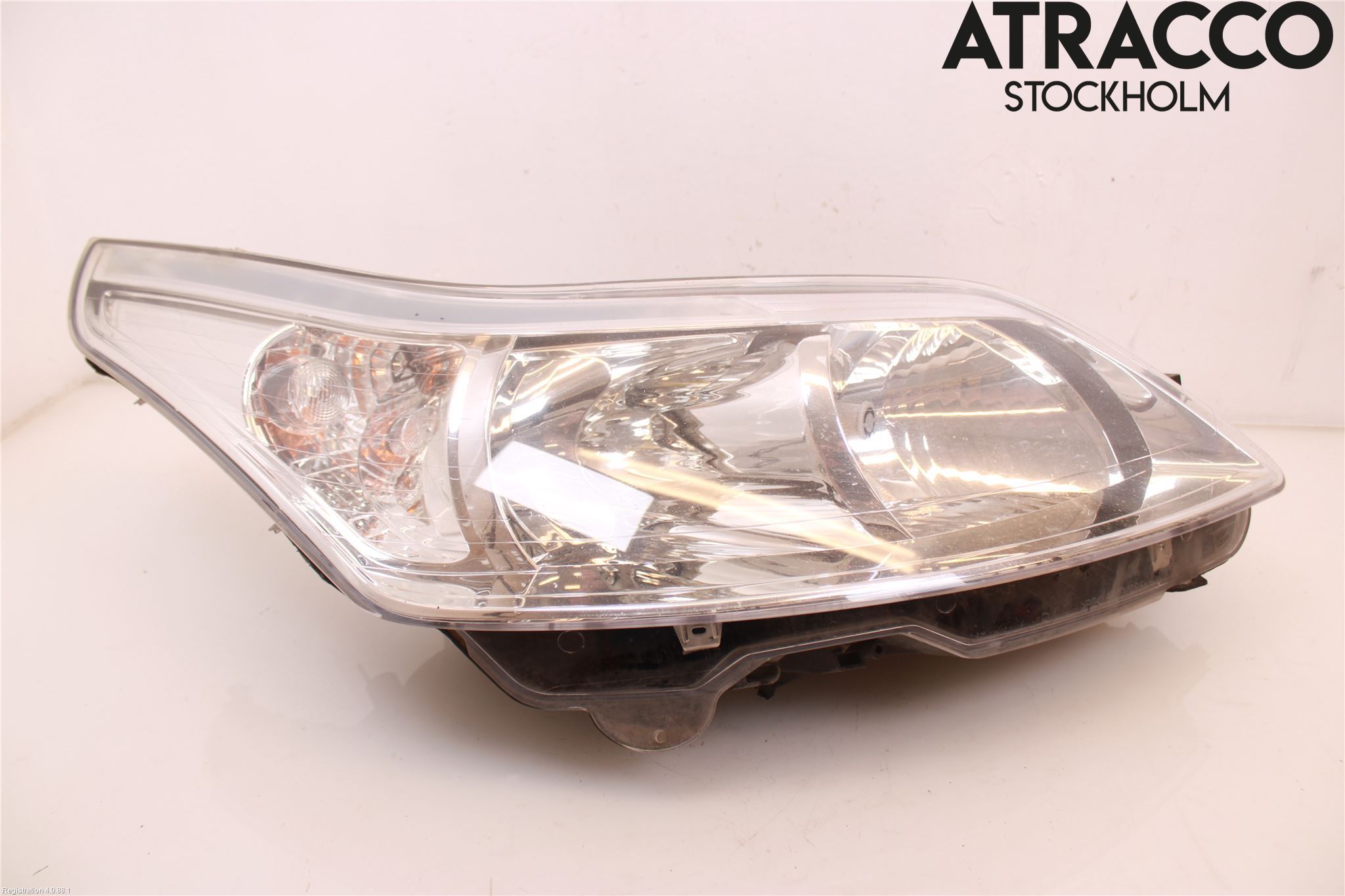 Citroen C4 I   05-10 Strålkastare Höger