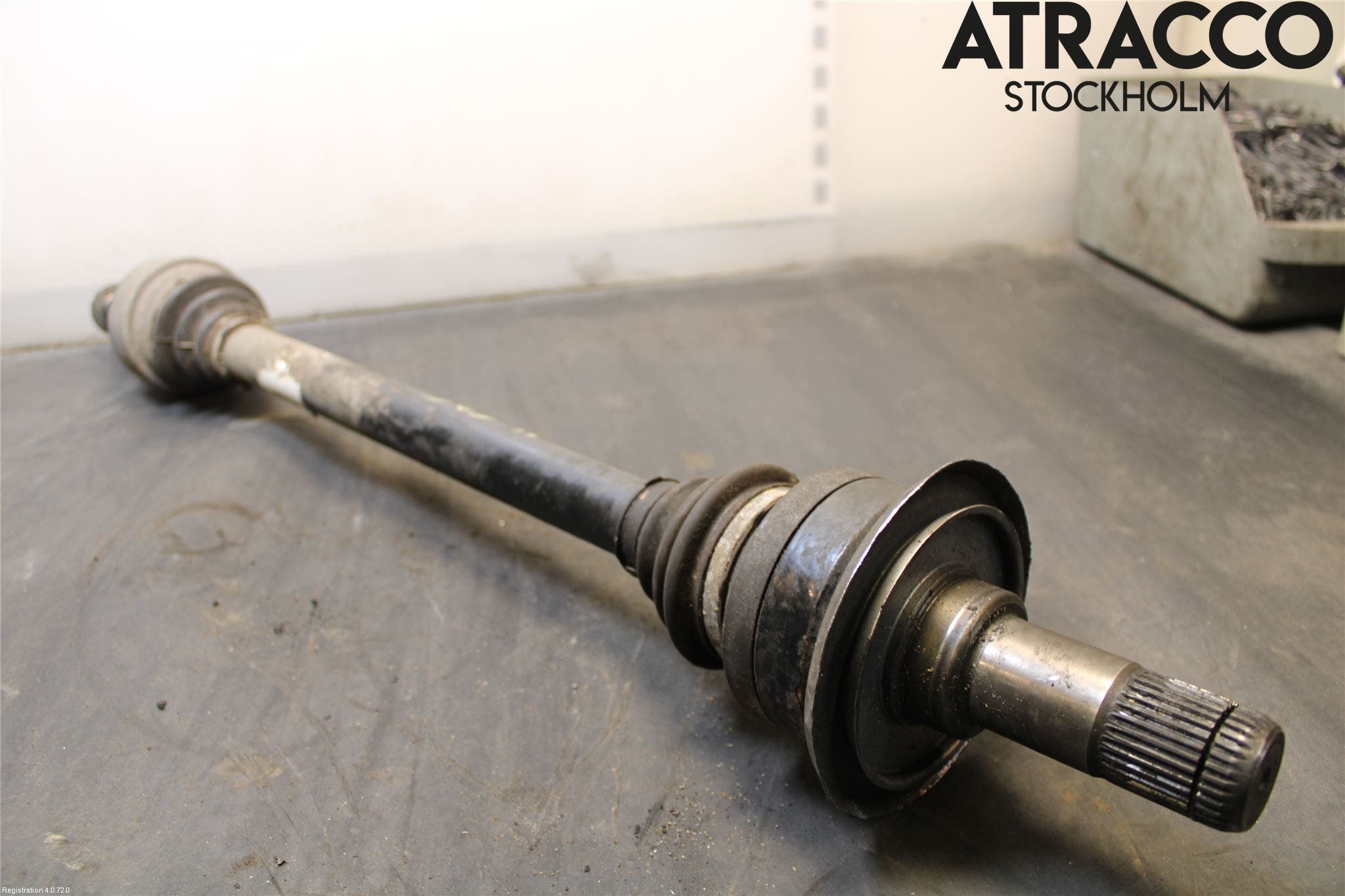 BMW X5 F15 13-18 Drivaxel Bak Höger