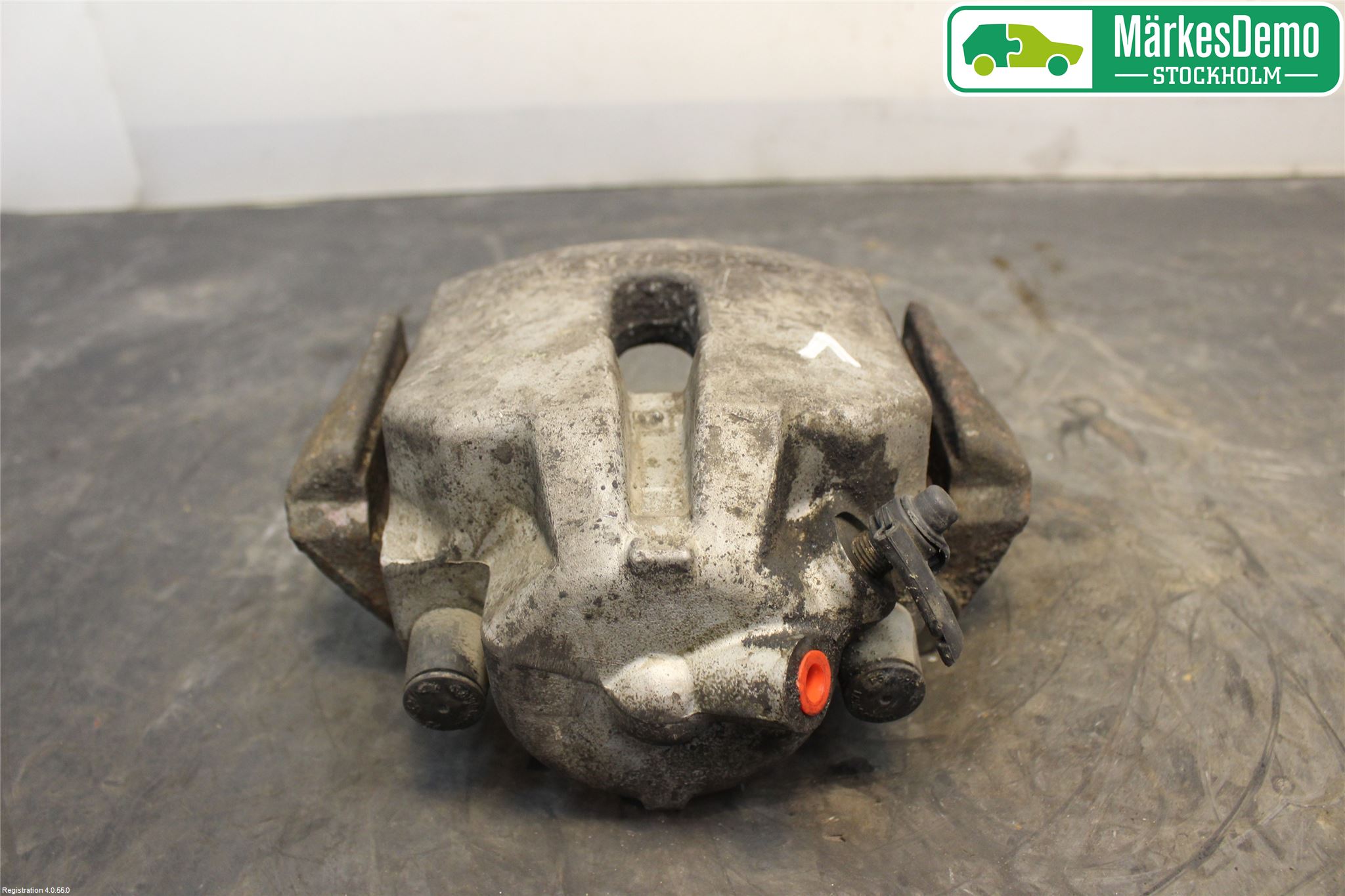 BMW 5 E39 95-04 Bromsok Fram Vänster