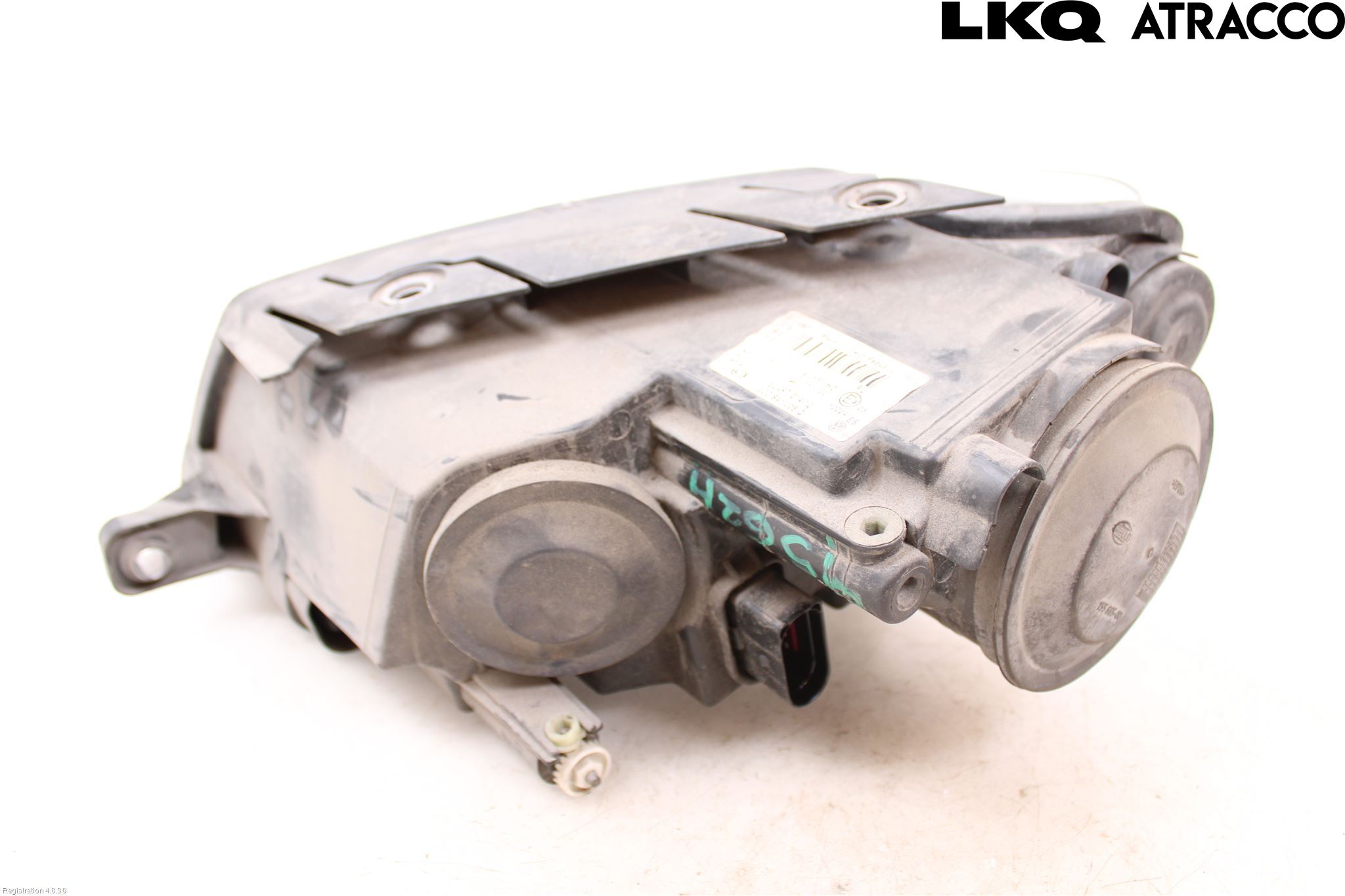 Volkswagen VW PASSAT 05-11 Strålkastare Höger