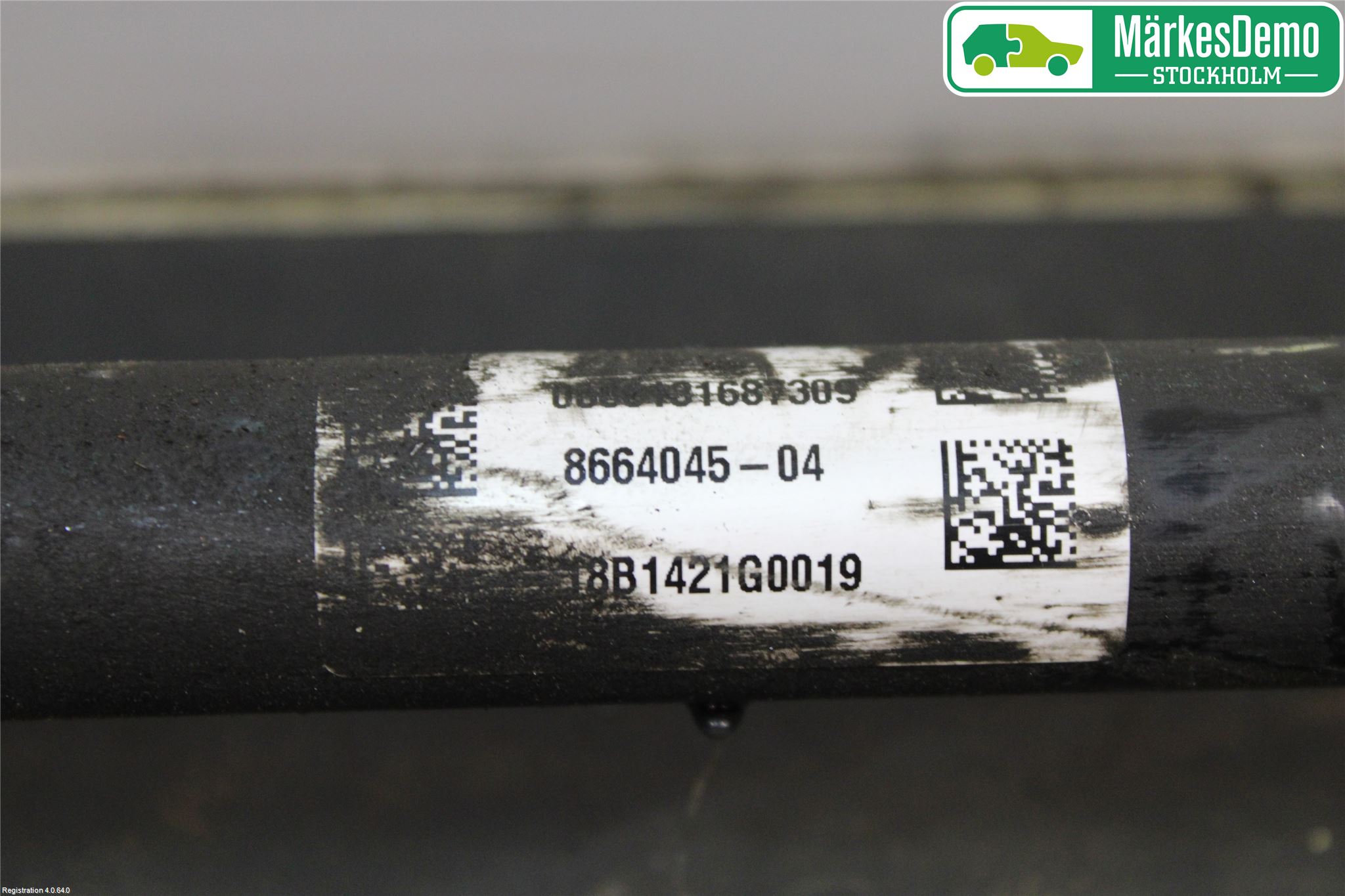 BMW 5 G30/G31/F90 17-23 Drivaxel Bak Vänster
