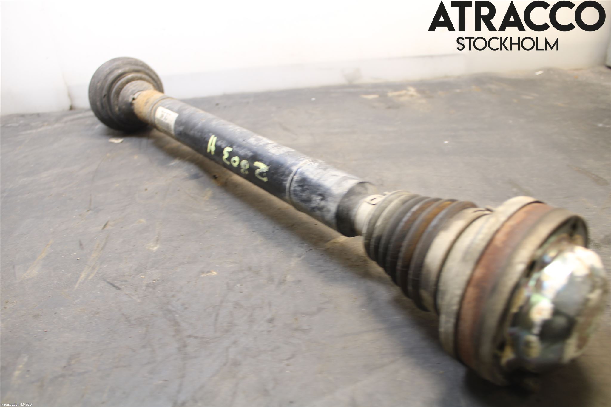 Volkswagen VW PASSAT 05-11 Drivaxel Fram Höger