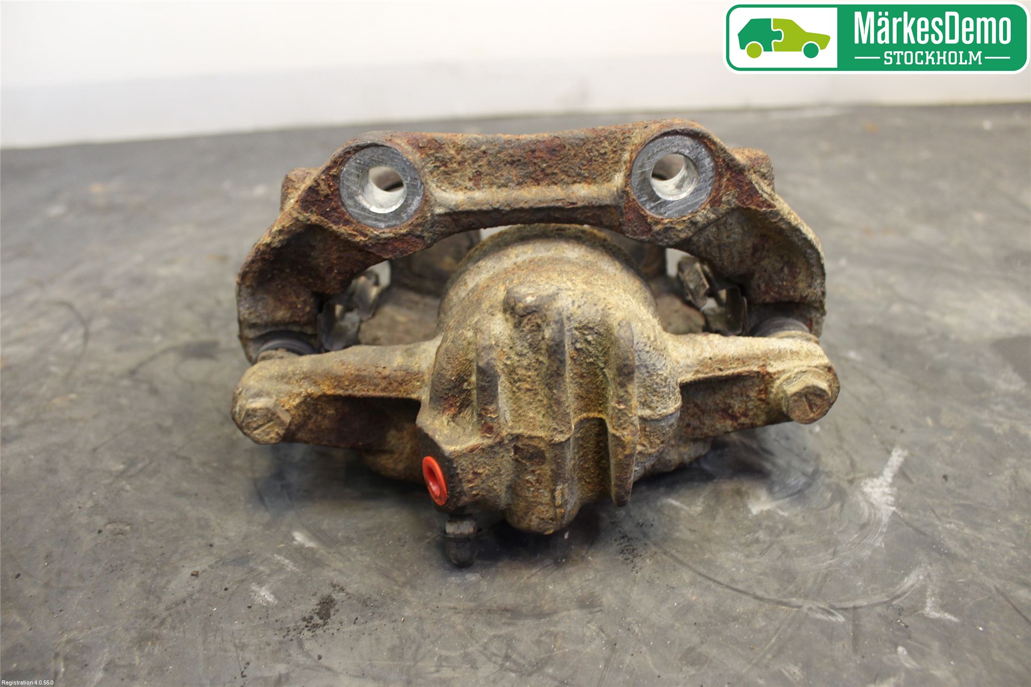 Peugeot 307     05-08 Bromsok Fram Höger