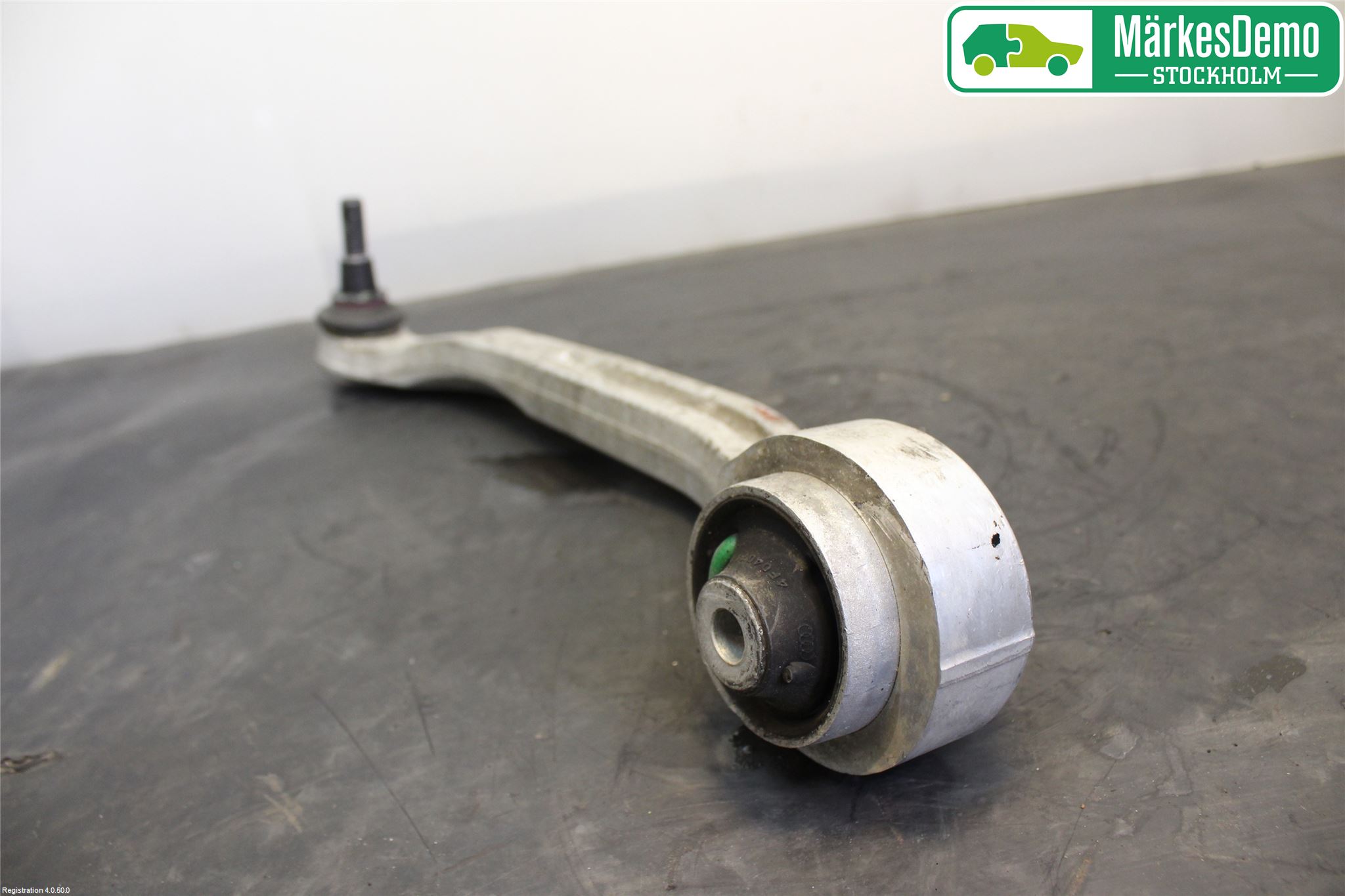 Audi A6/S6     05-11 Bärarm Fram Undre Vä