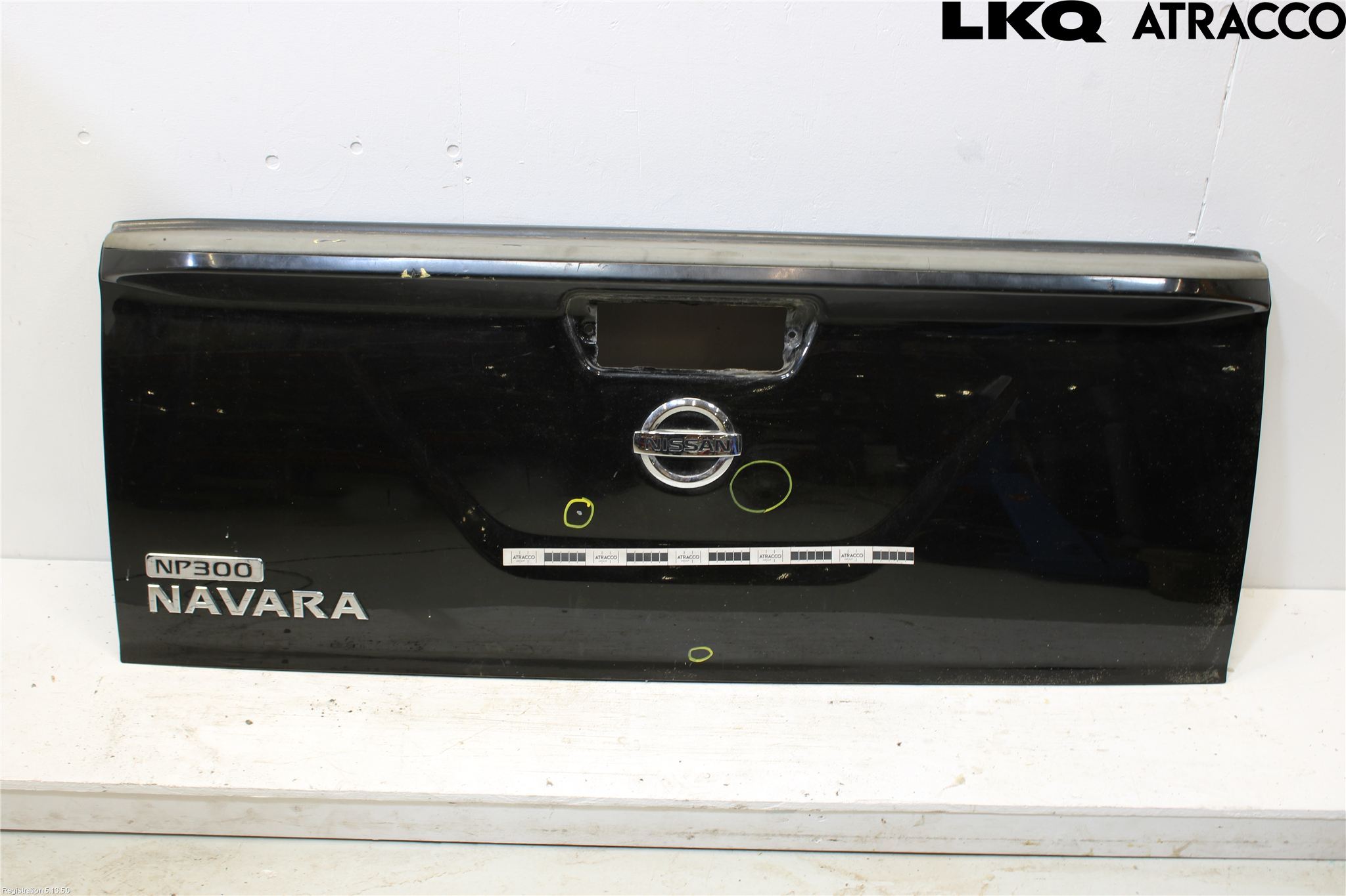 Nissan NAVARA 05-16 Flakläm
