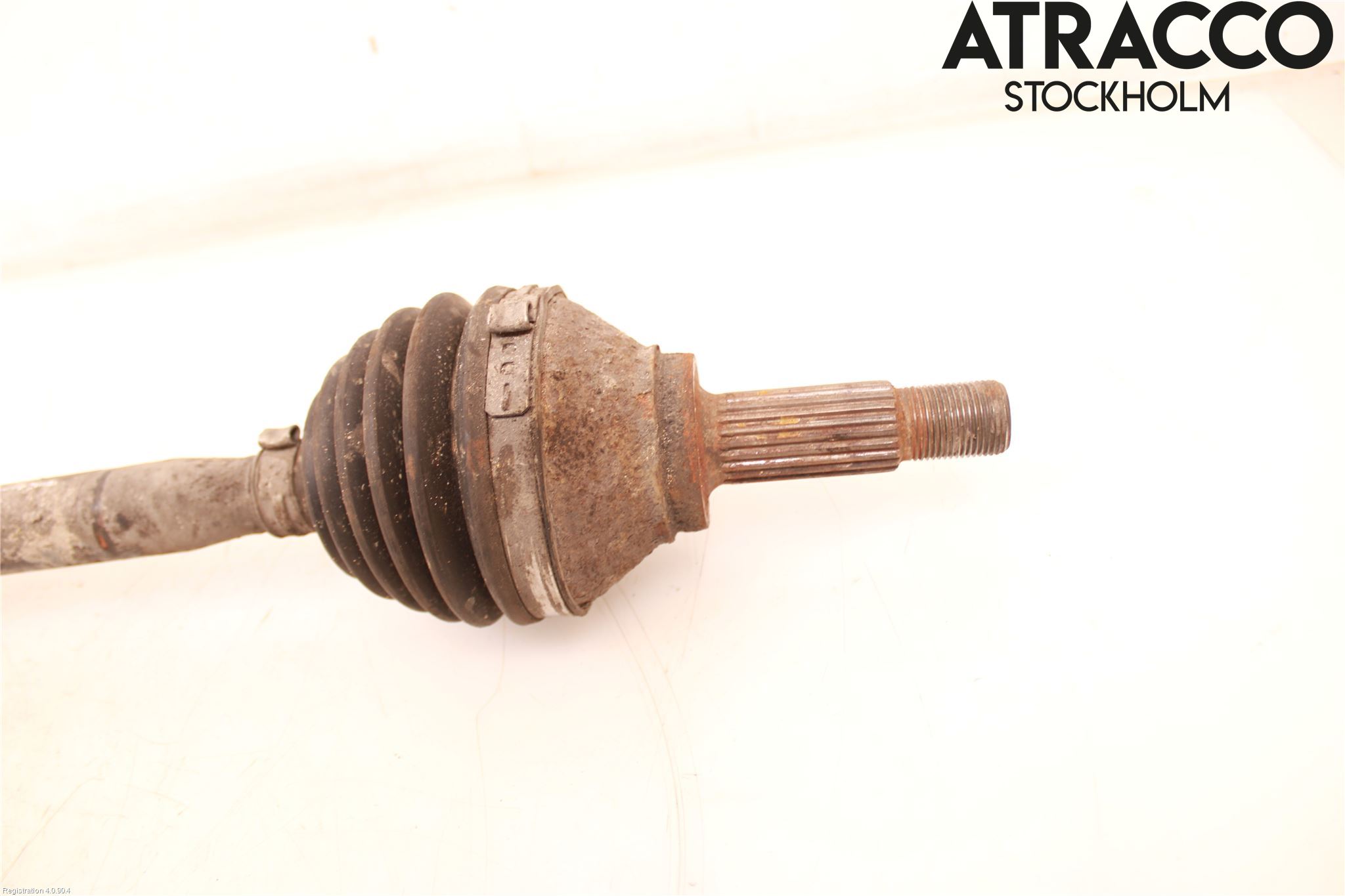 Volkswagen VW UP! / E-UP! Drivaxel Fram Höger