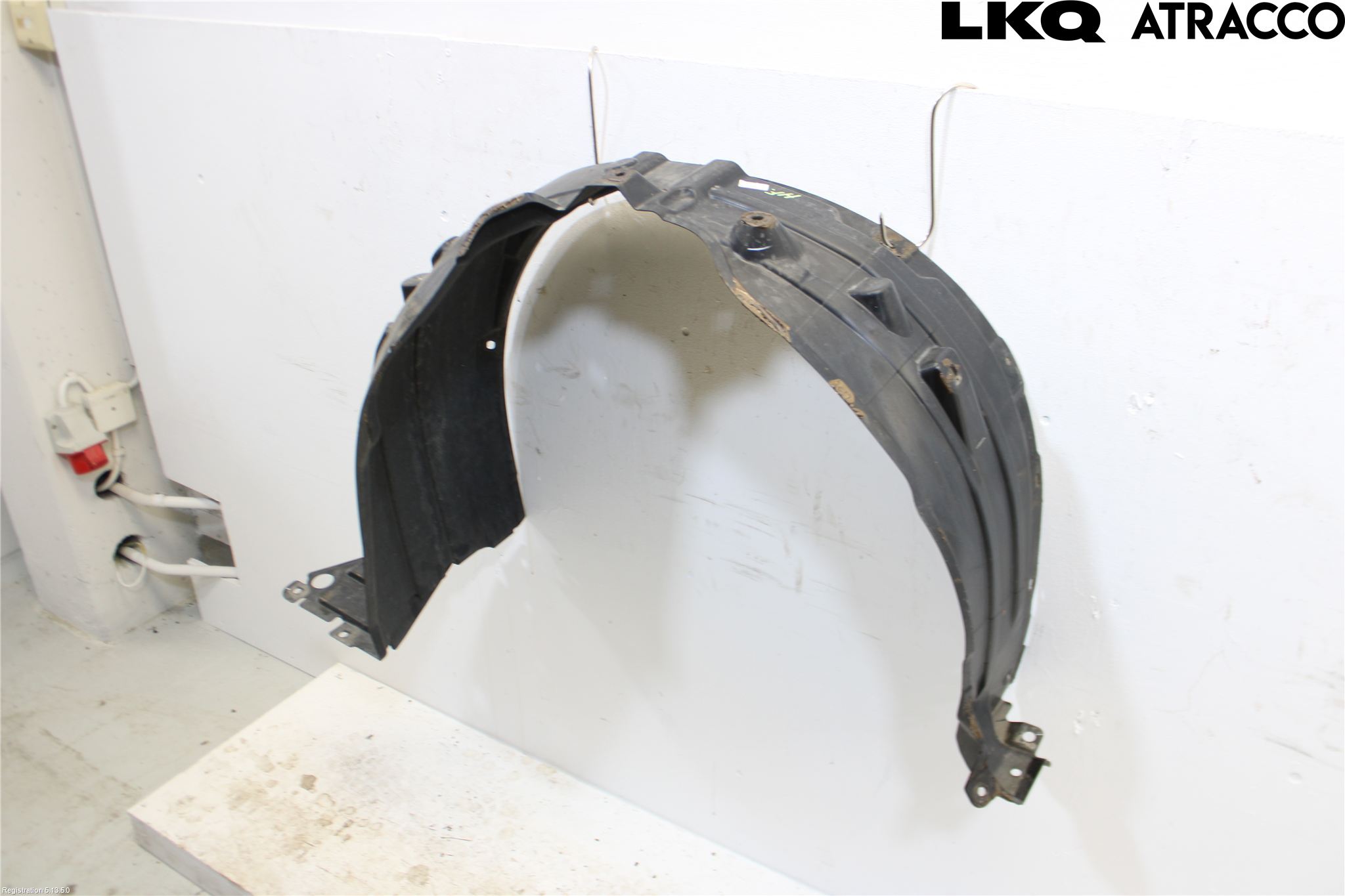 Toyota AYGO X AB70 22- Skärm Inner