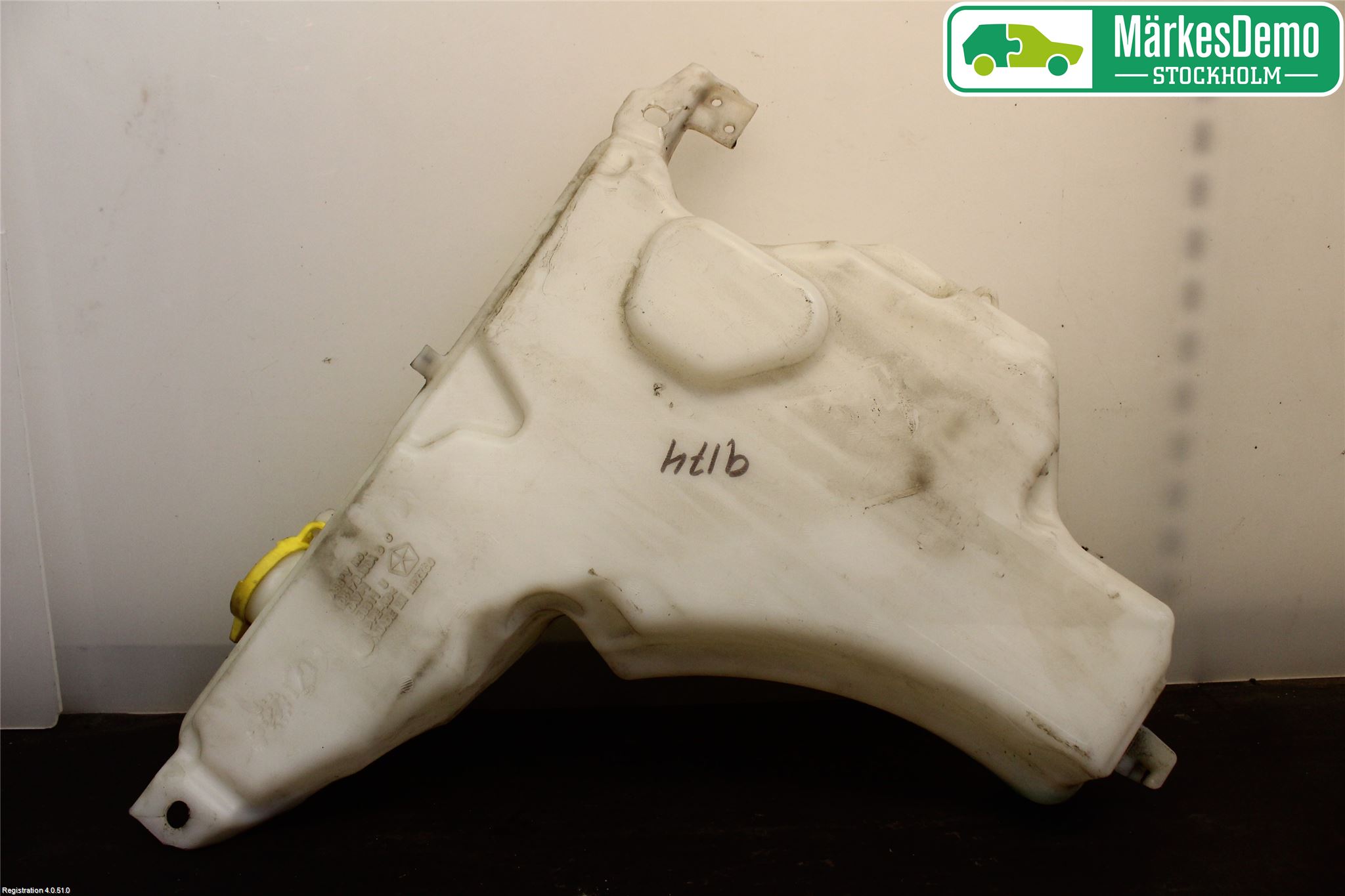 Fiat FREEMONT Spolartank Vindruta-Strål