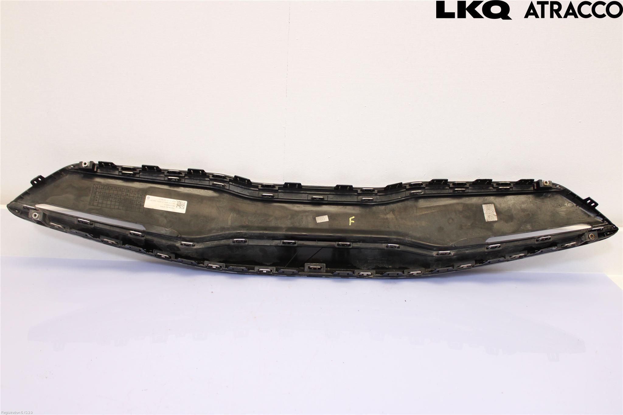 Kia STONIC 18->> Stötfångardel Bak Mitt
