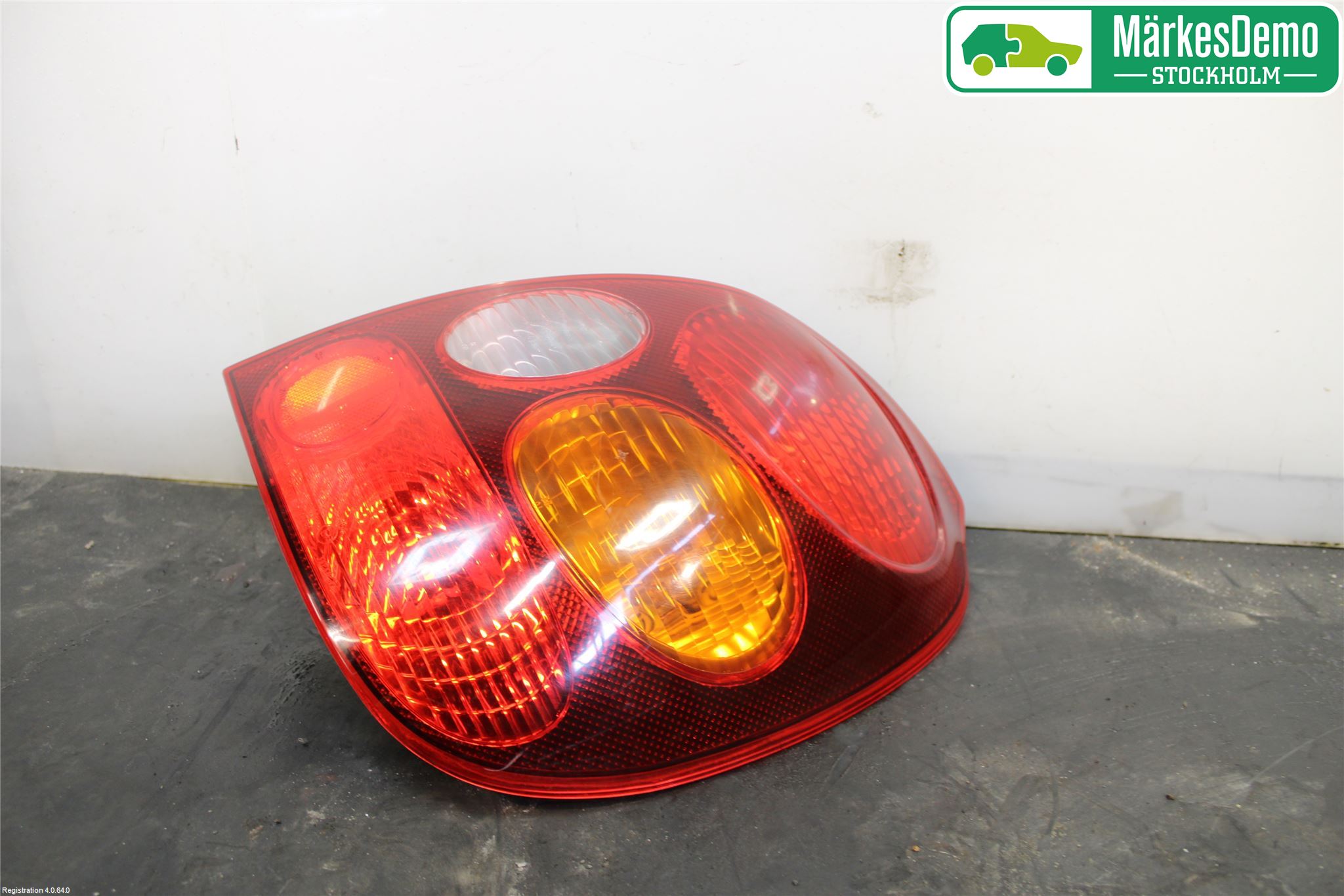 Toyota COROLLA 98-01 Bakljus Höger