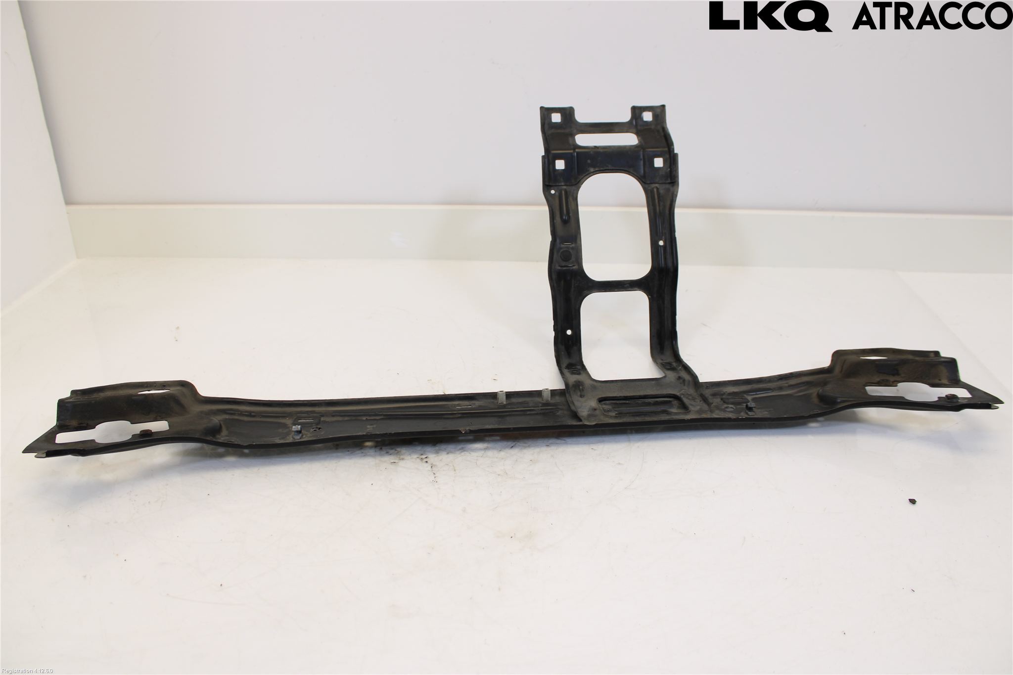 Mercedes-Benz MB C (203) 00-07 Front Huvlåsplåt-Balk