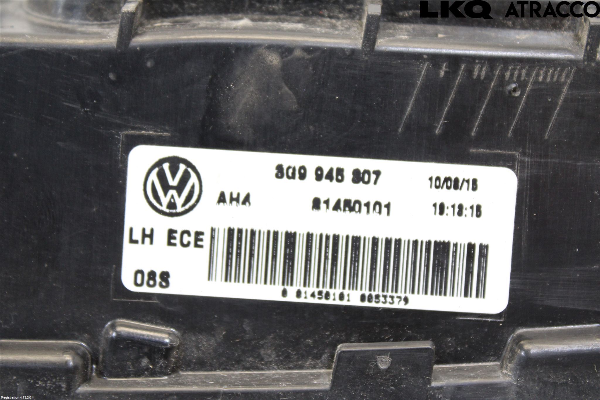 Volkswagen VW PASSAT 15-19 Bakljus Lucka Vä