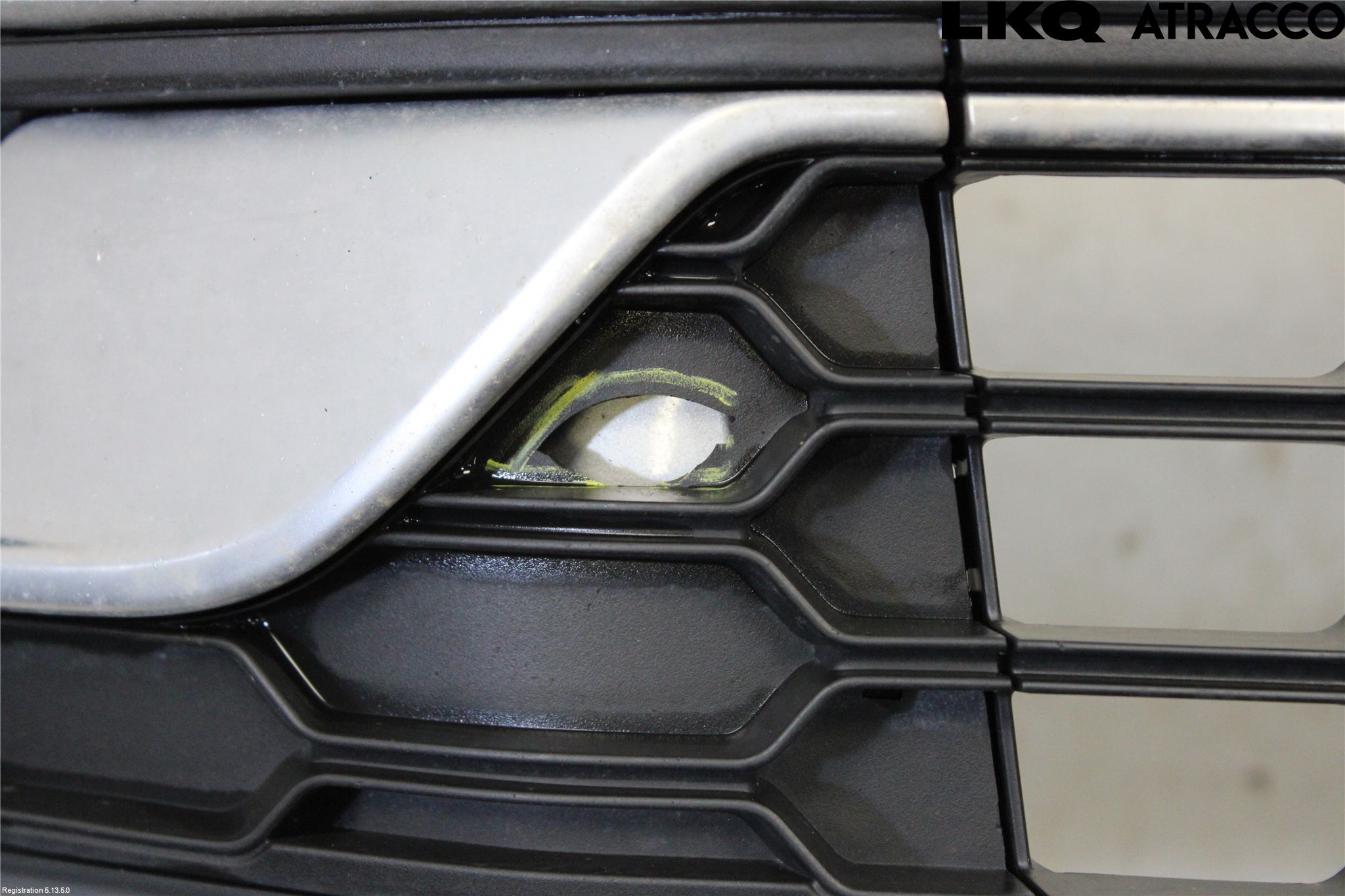 Volkswagen VW PASSAT 11-14 Stötfångare Fram