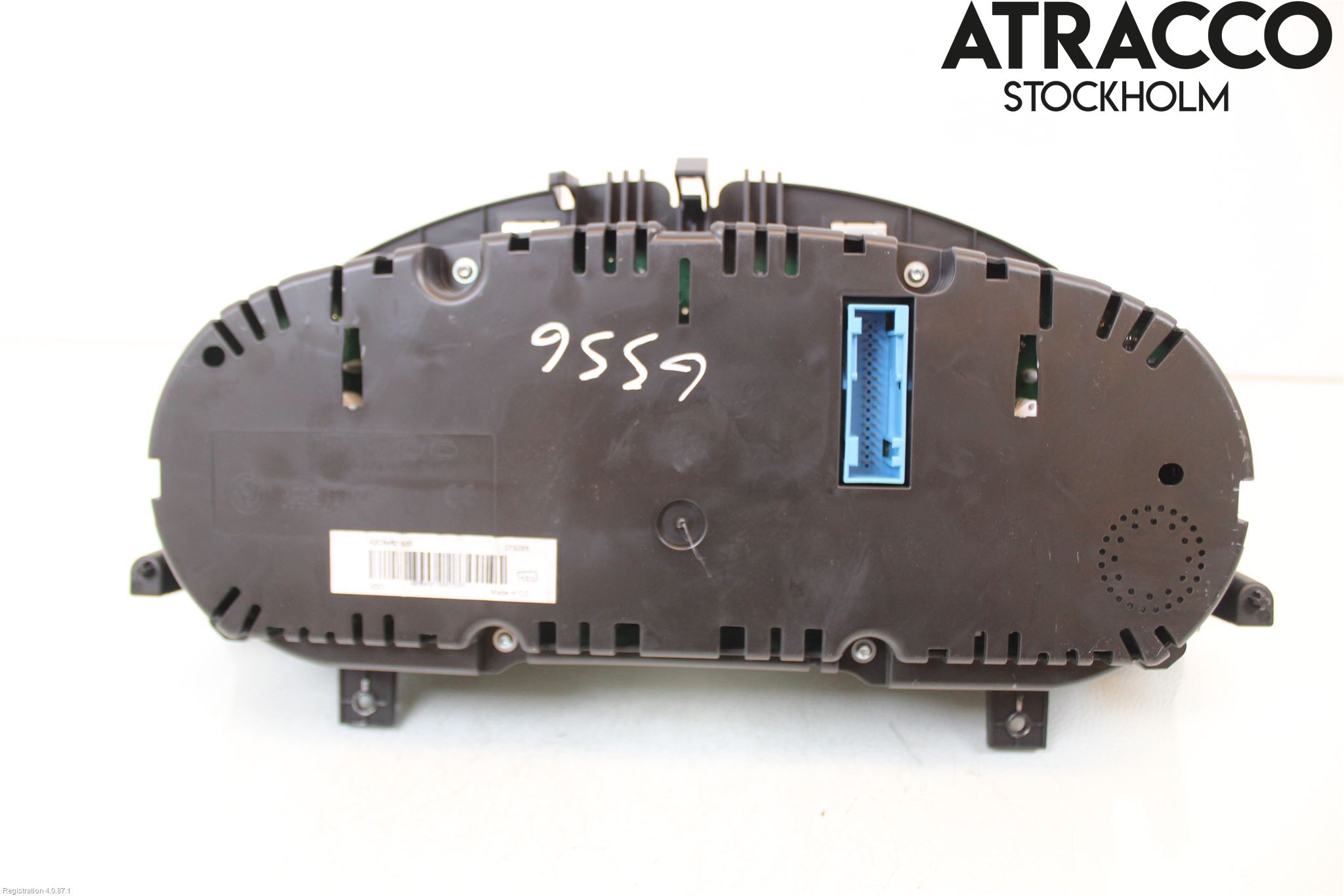 Volkswagen VW PASSAT 11-14 Instrument Komb