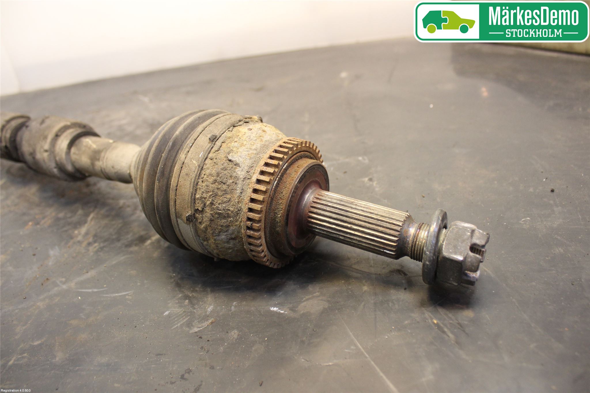 Kia CEED 06-12 Drivaxel Fram Höger
