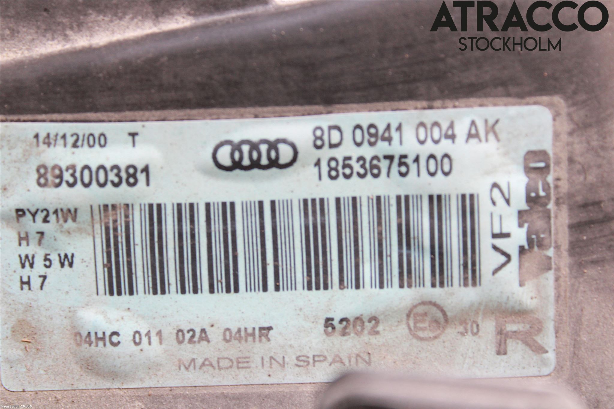 Audi A4/S4 99B-00 Strålkastare Höger