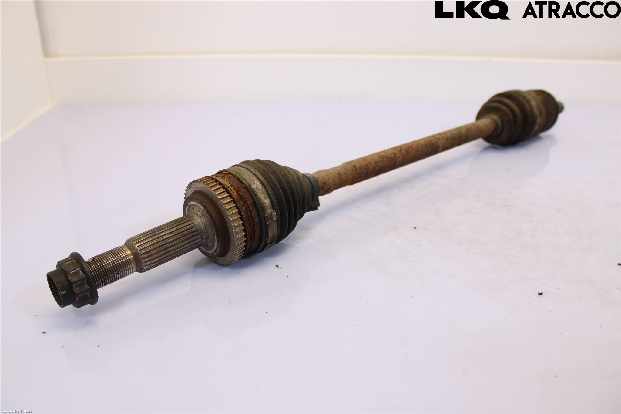 Toyota URBAN CRUISER Drivaxel Bak Höger