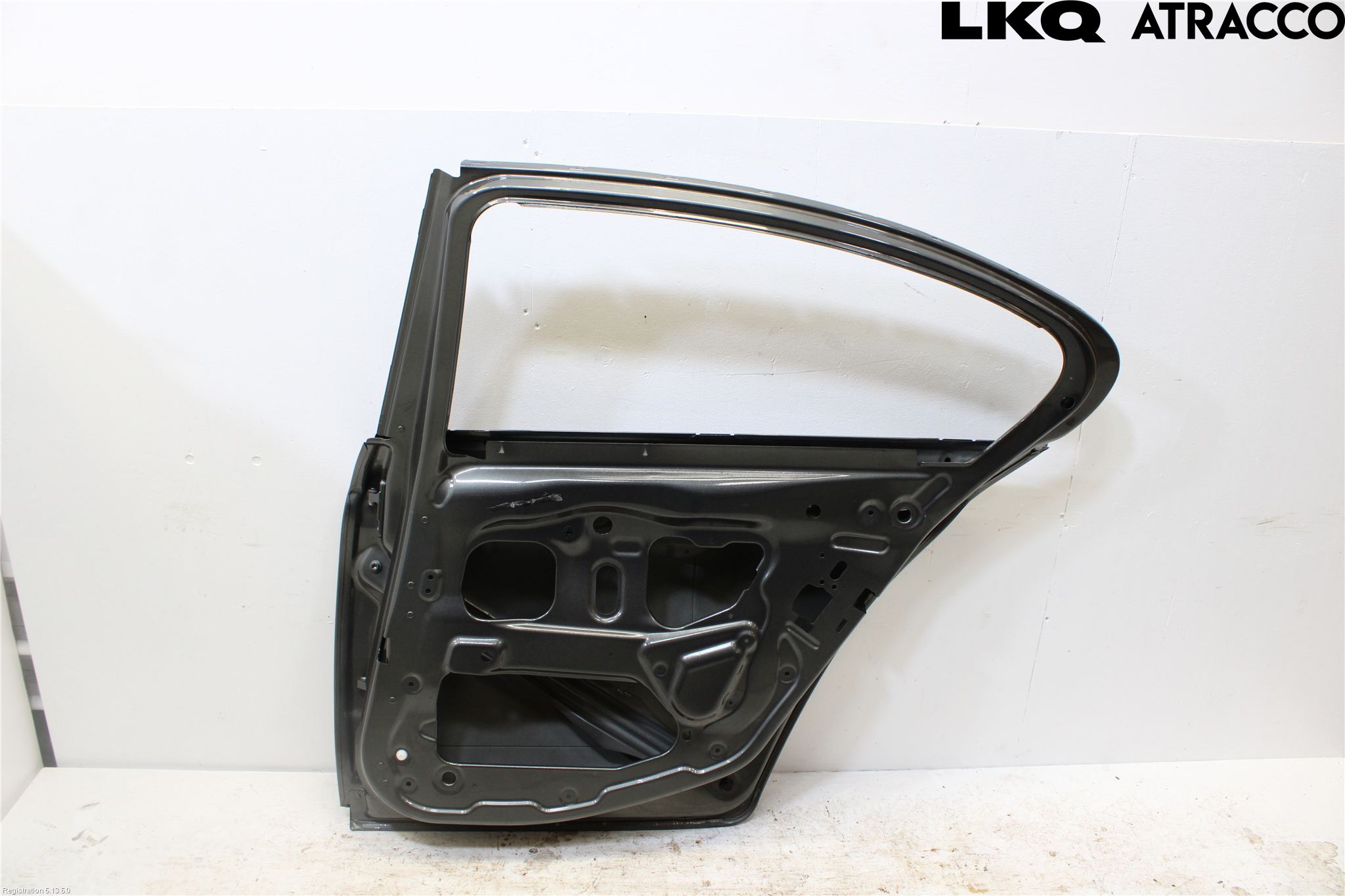 BMW 5 F10/F11/F18 09-17 Dörr Bak Höger