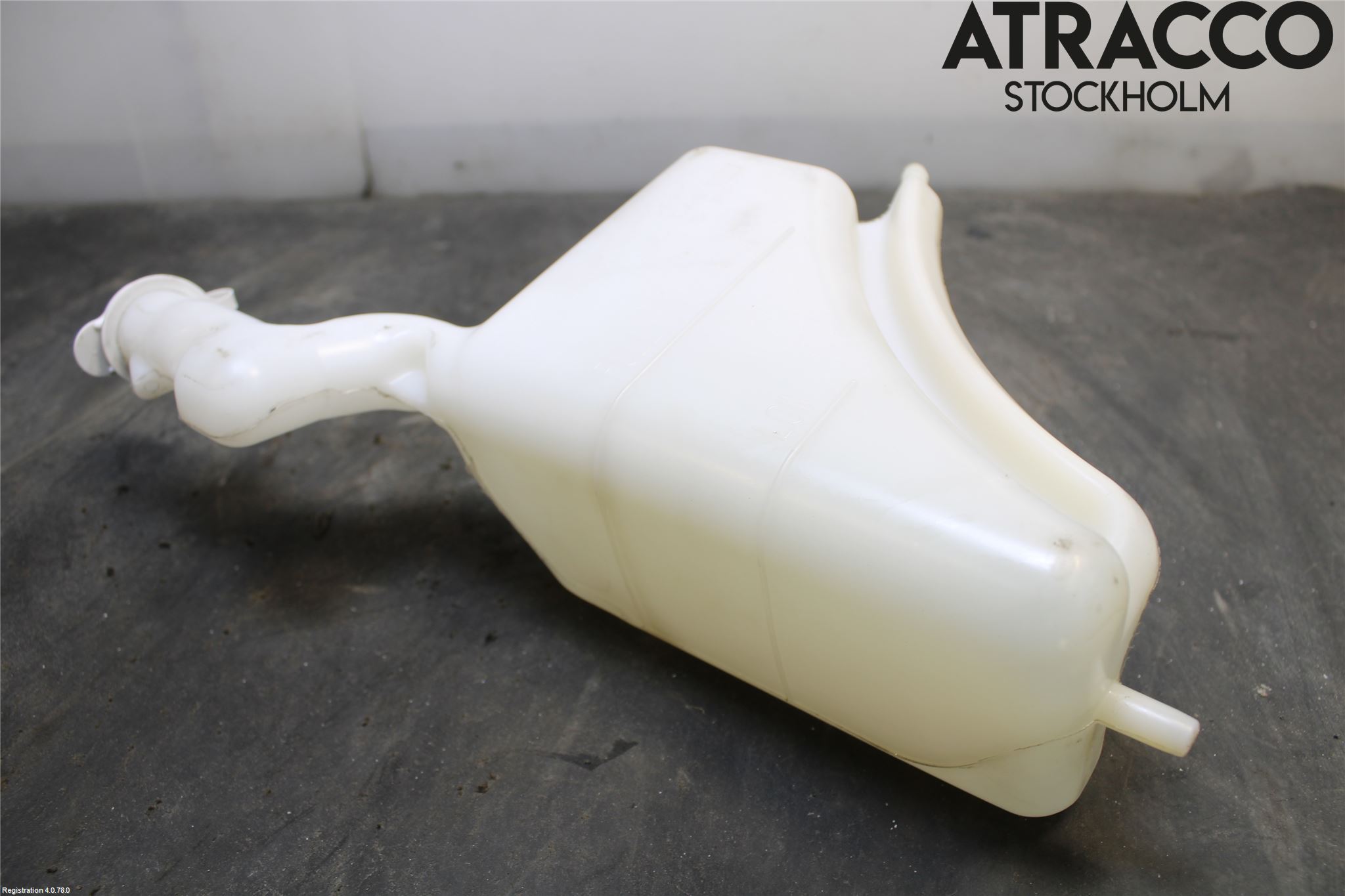 Mitsubishi OUTLANDER 13-21 Expansionstank