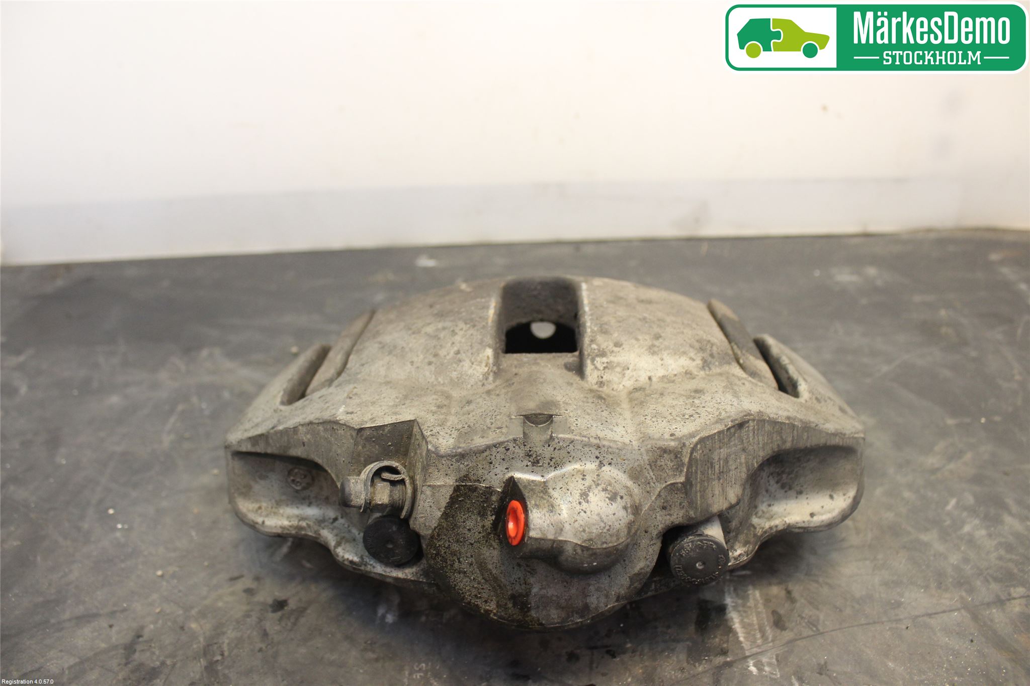 BMW 5 E60/61 Sed/Tou 02-10 Bromsok Fram Höger