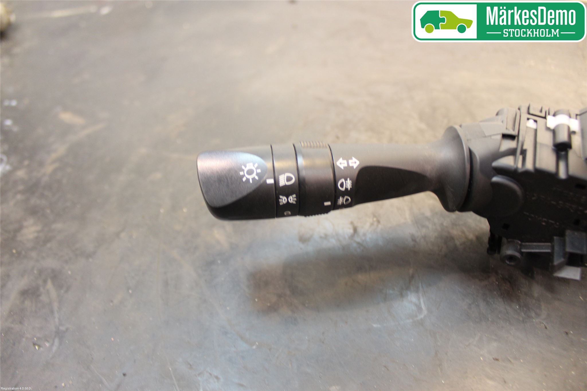 Toyota AURIS 13-19 Spak Blinkers-Ljusomk