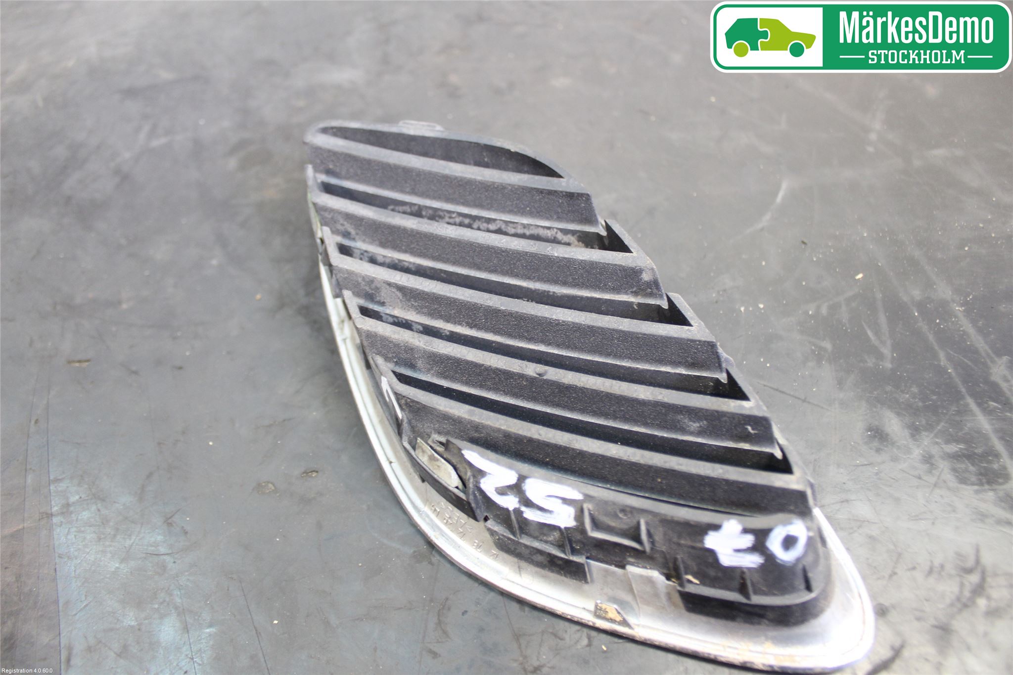 Saab 9-3 VER 2 Grilldel Vänster