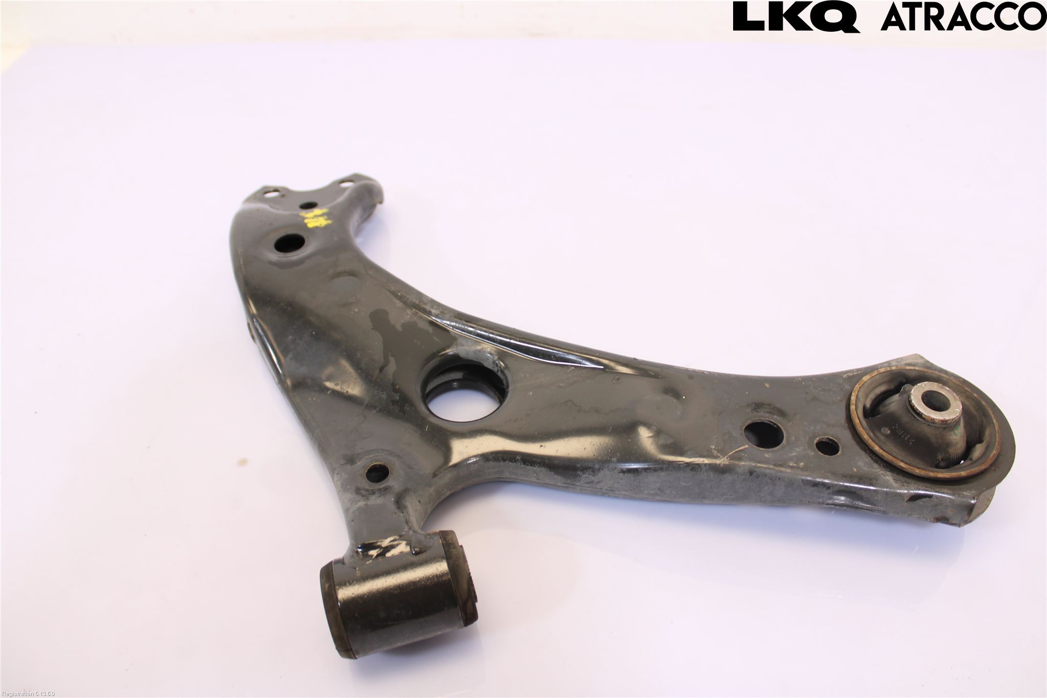 Toyota COROLLA 19- Bärarm Fram Undre Hö