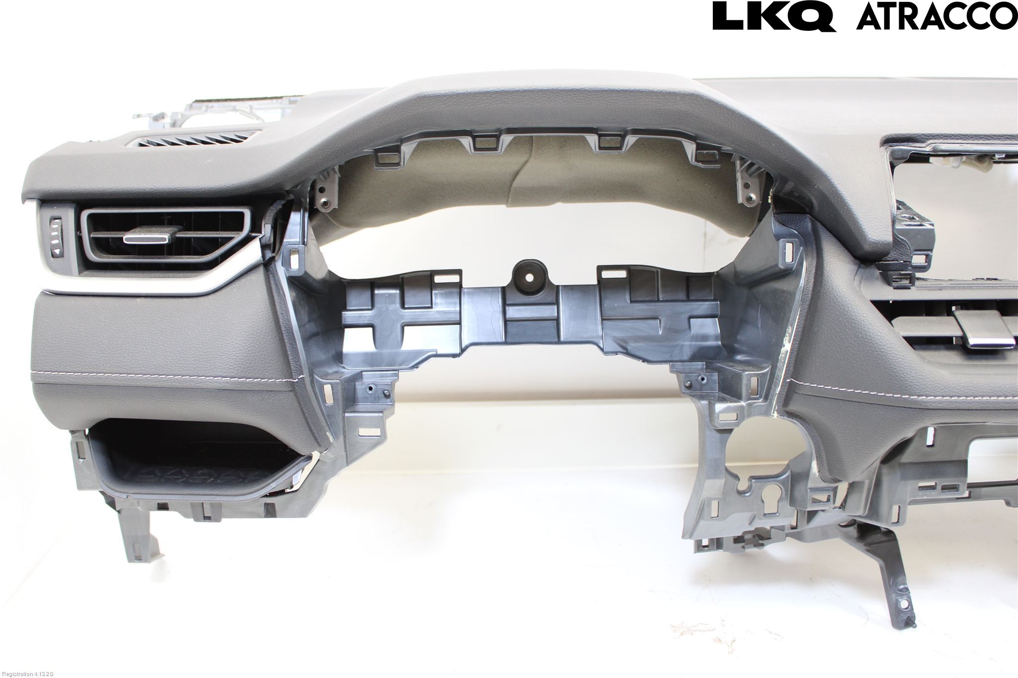 Toyota RAV4 19- Instrumentbräda