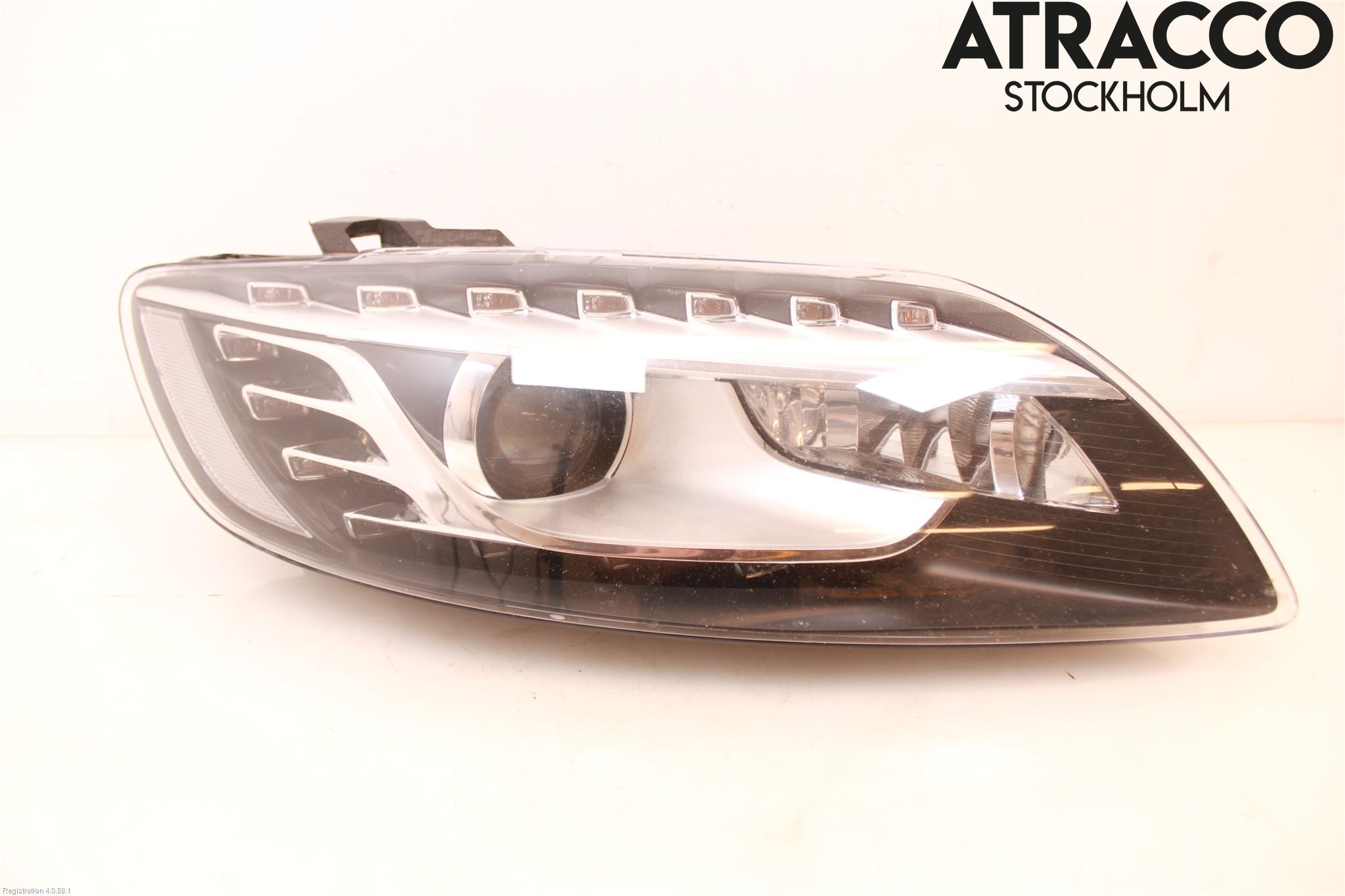 Audi Q7/SQ7 Strålkastare Höger