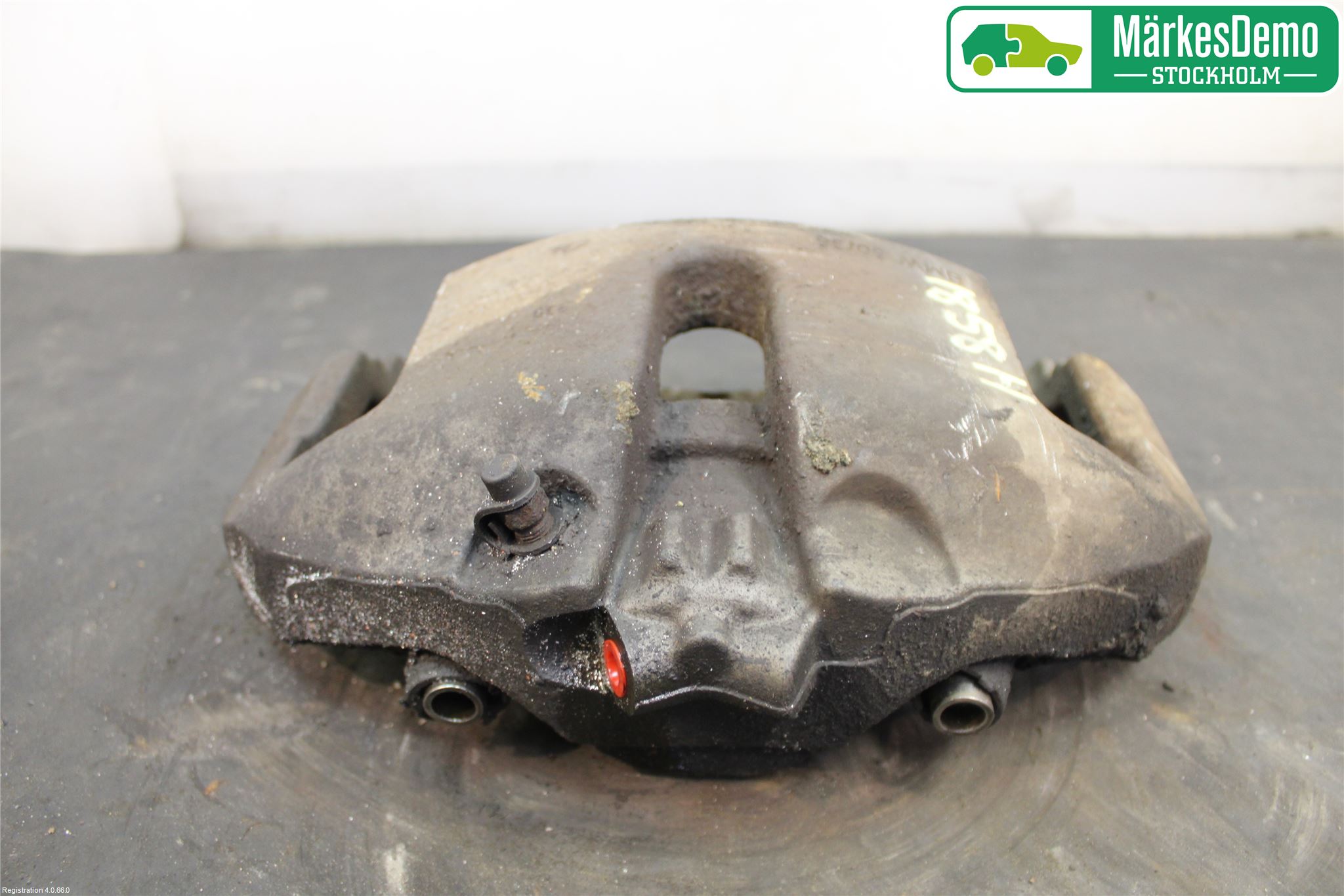 BMW 5 F10/F11/F18 09-17 Bromsok Fram Höger