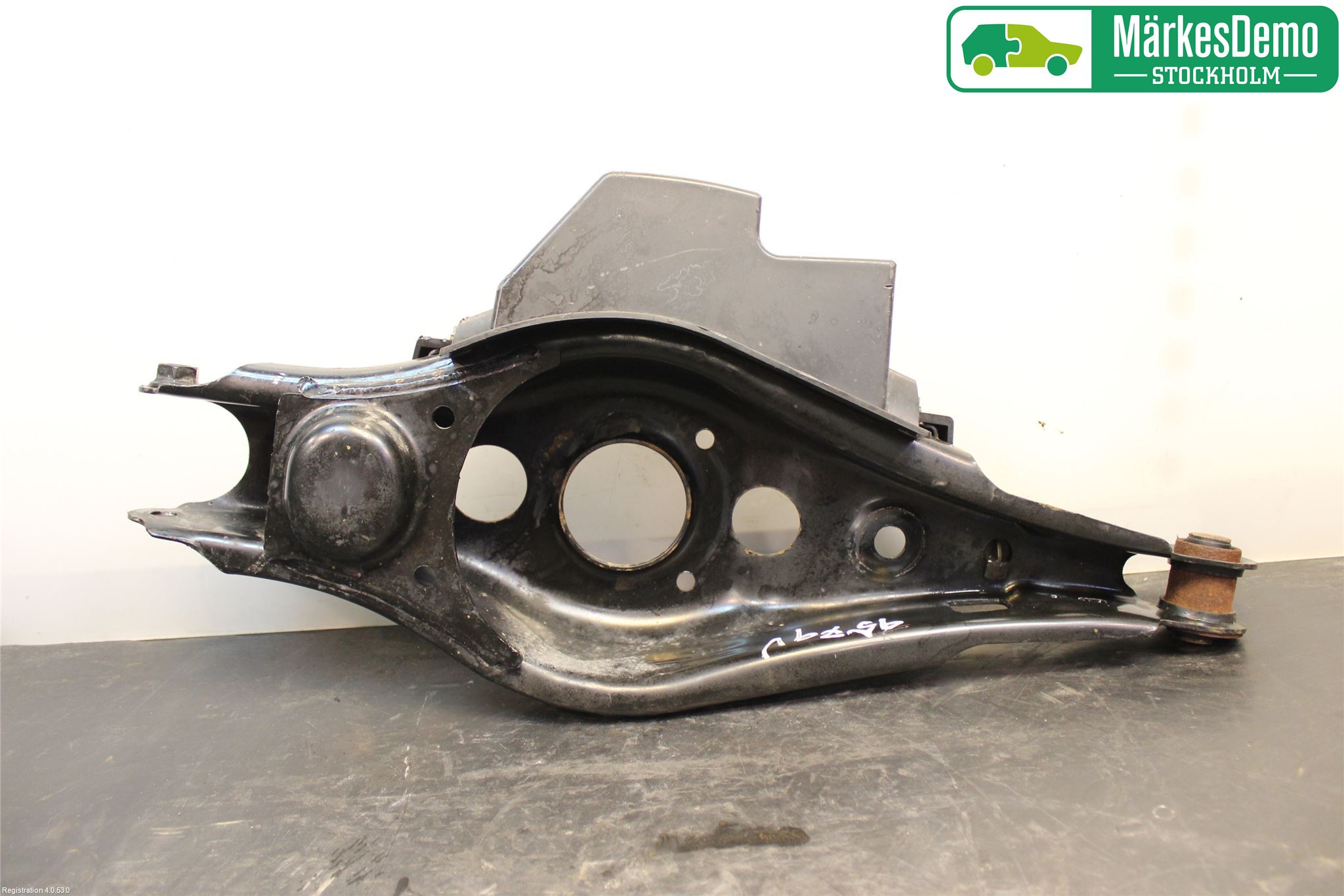 Toyota RAV4 13-18 Bärarm Bak Vänster