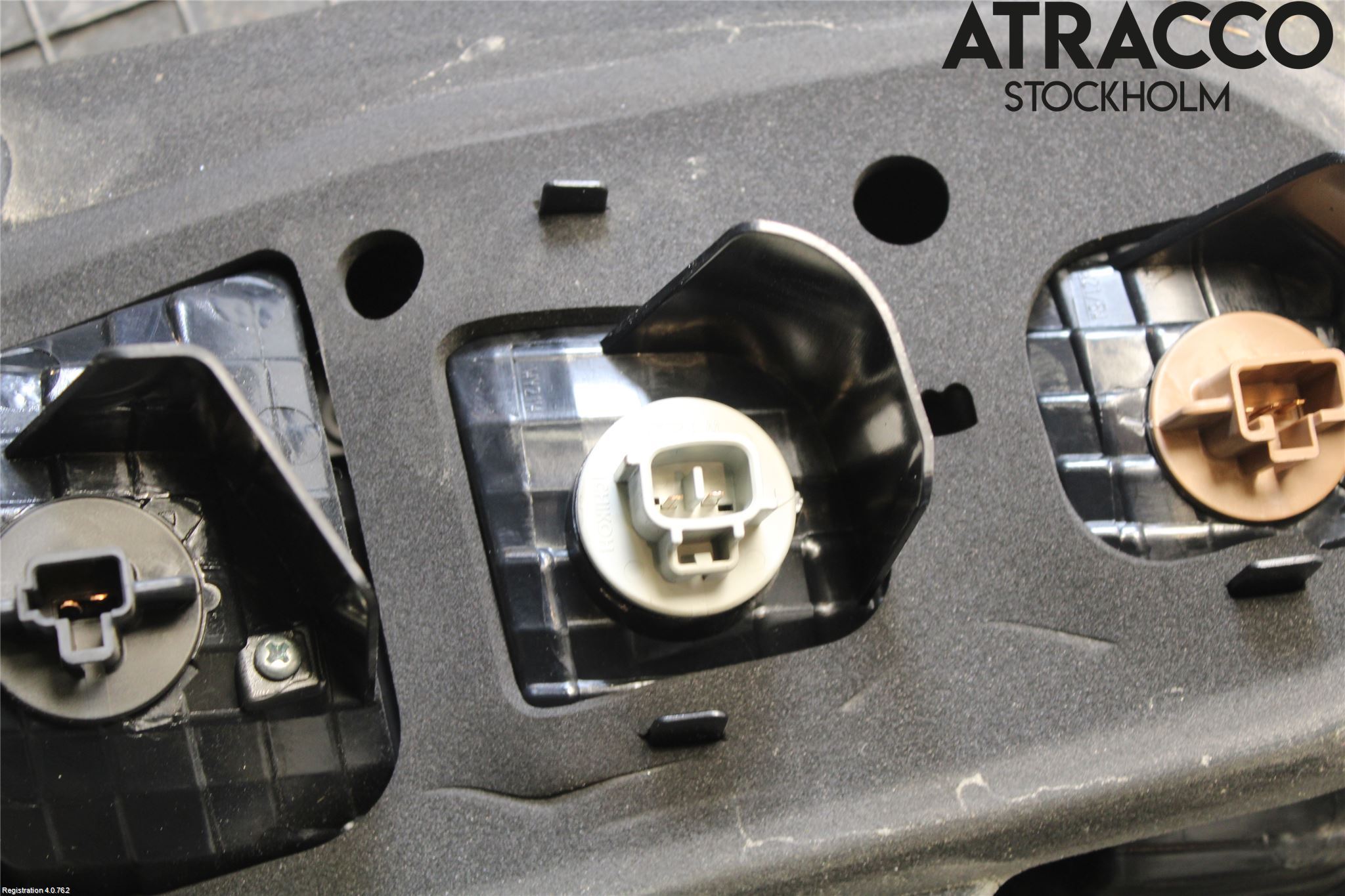 Toyota iQ Bakljus Vänster