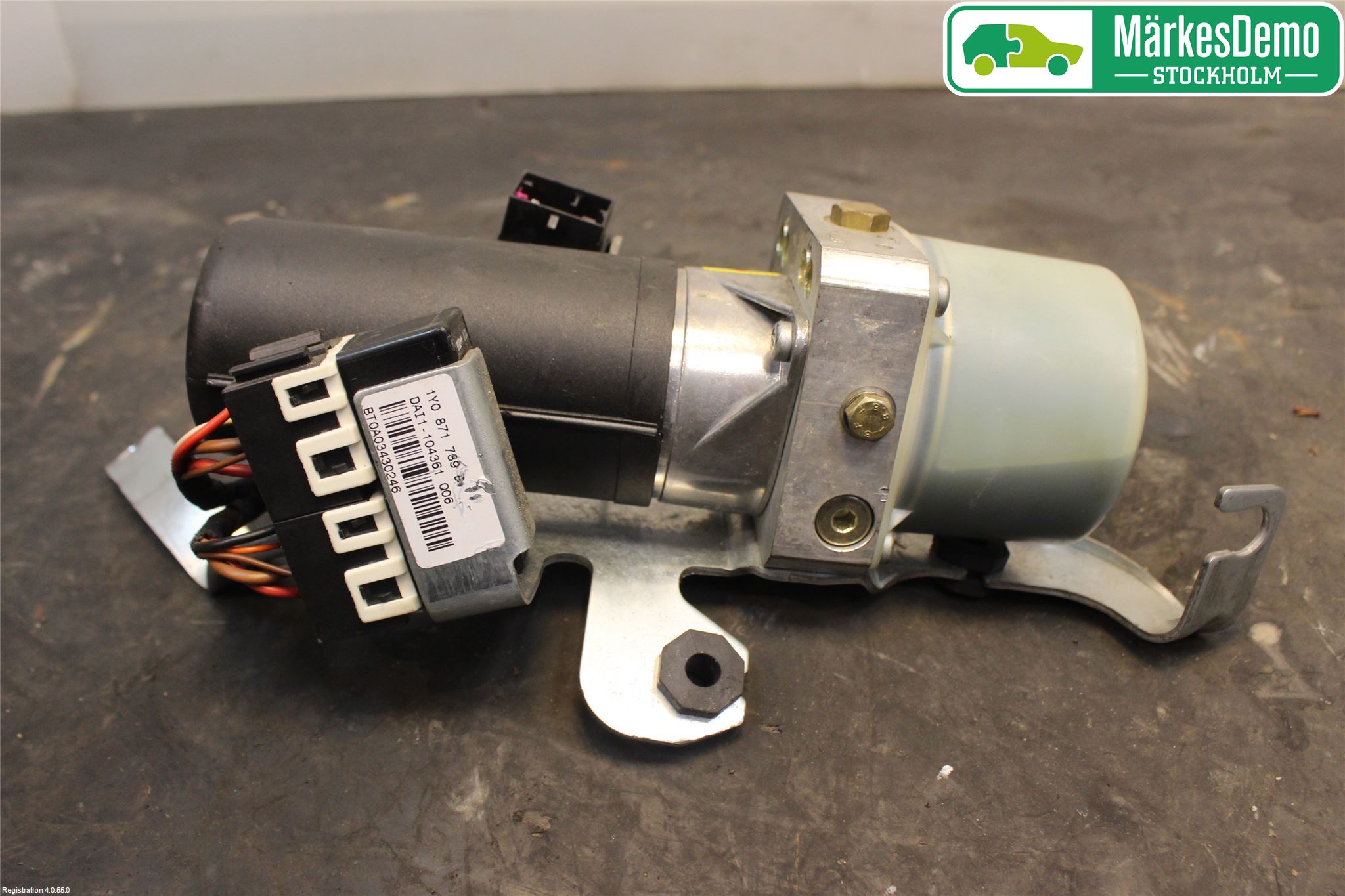 Volkswagen VW BEETLE 98-10 Cab Motor