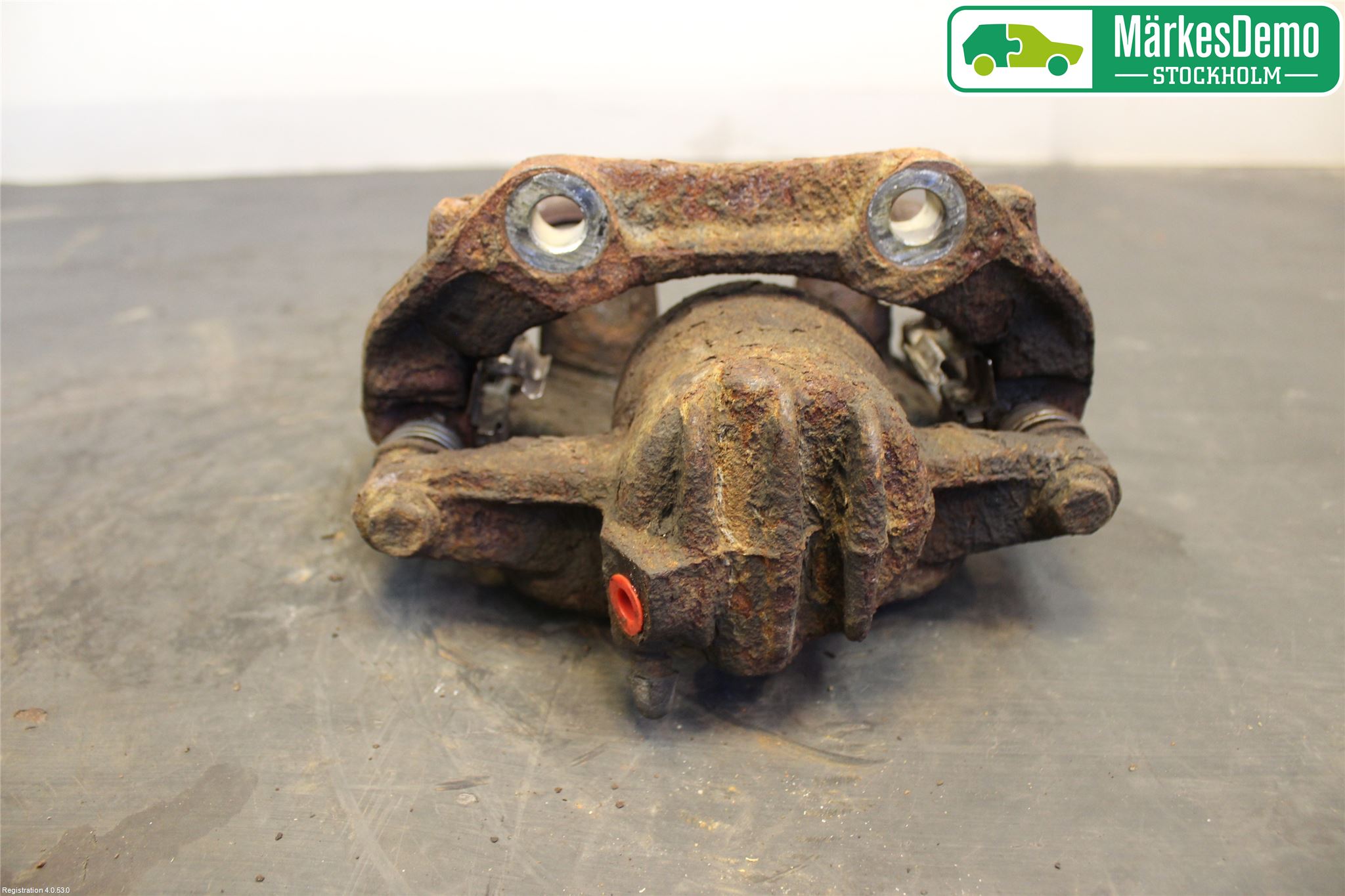 Peugeot 307     05-08 Bromsok Fram Höger