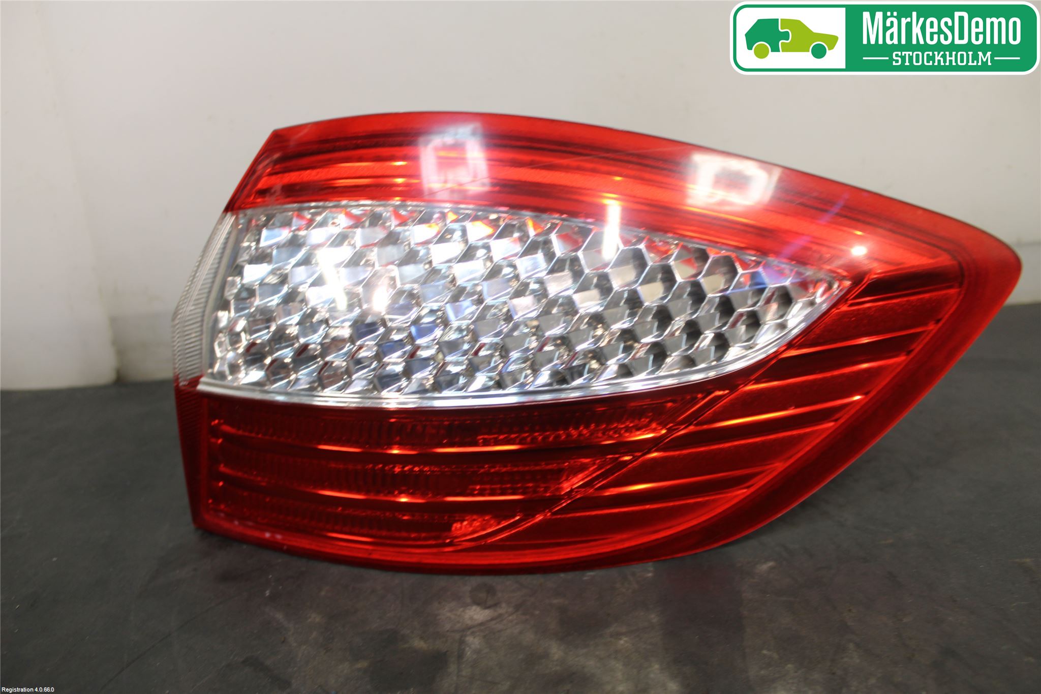 Ford MONDEO 07-15 Bakljus Höger