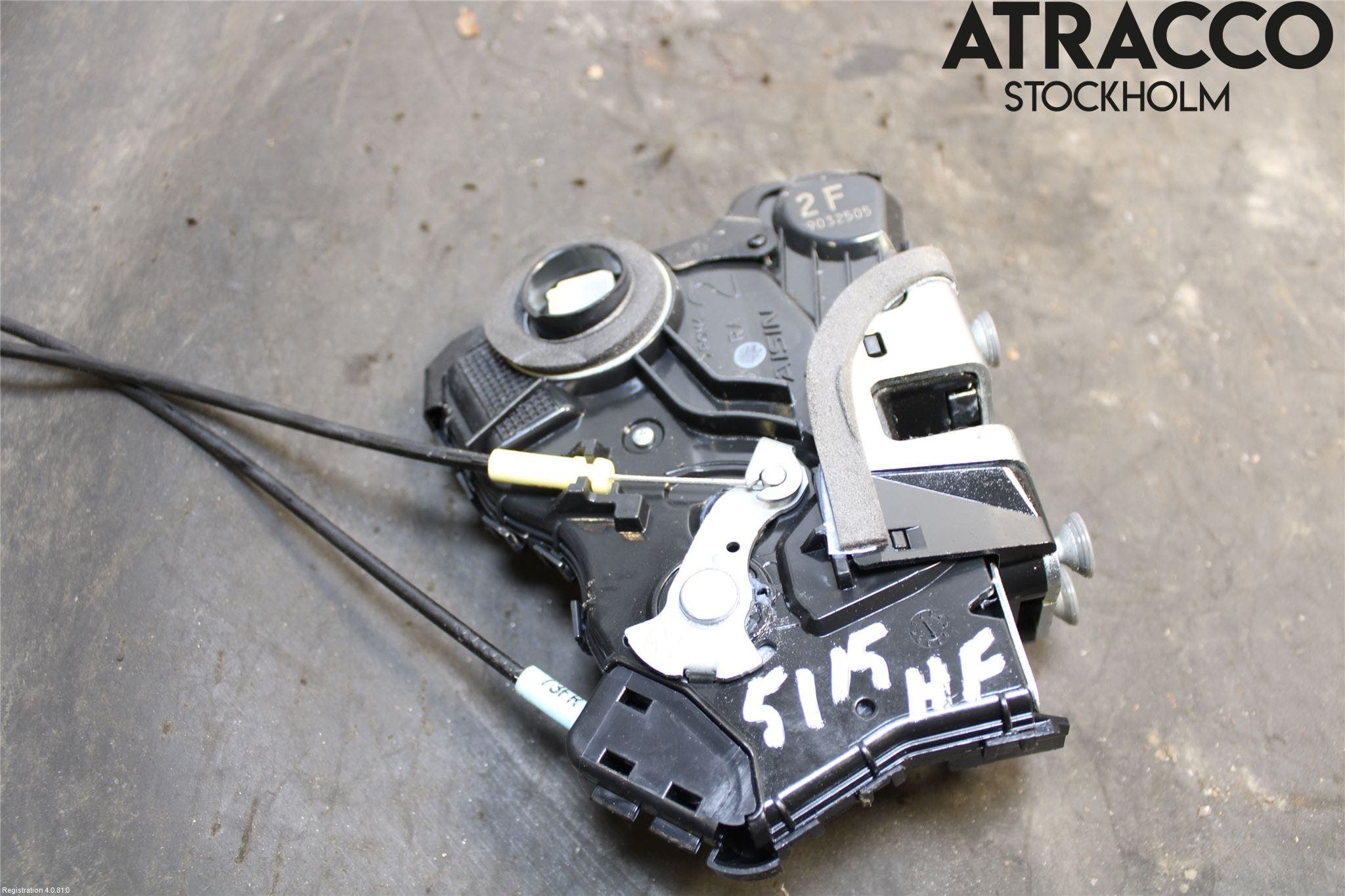 Toyota URBAN CRUISER Låskista-Dörrlås