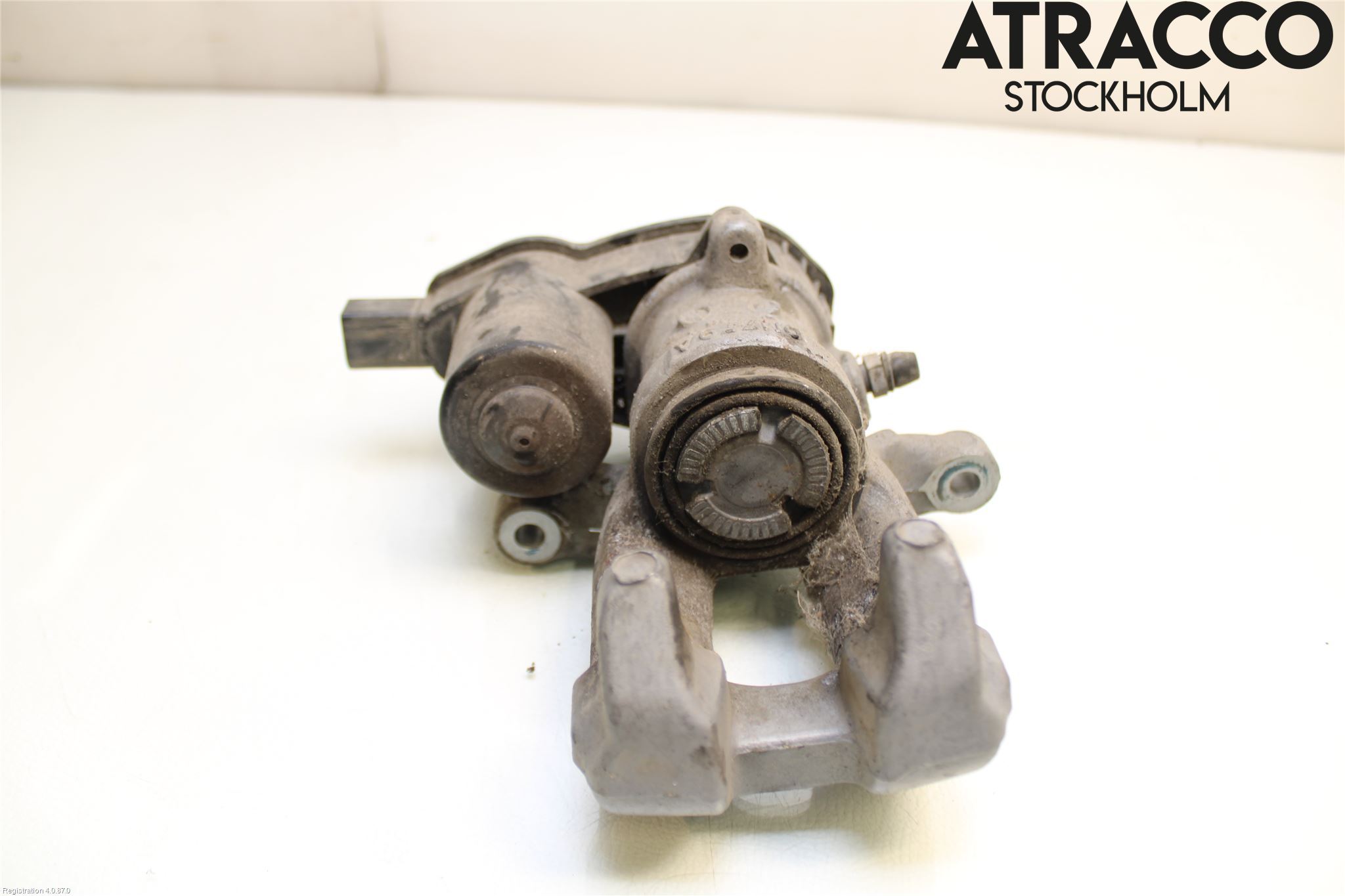 Opel CORSA F, CORSA-E 20- Bromsok Bak Vänster