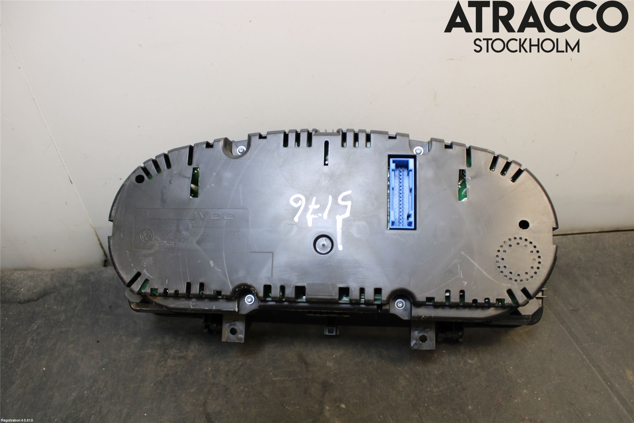 Volkswagen VW TOURAN 10-15 Instrument Komb