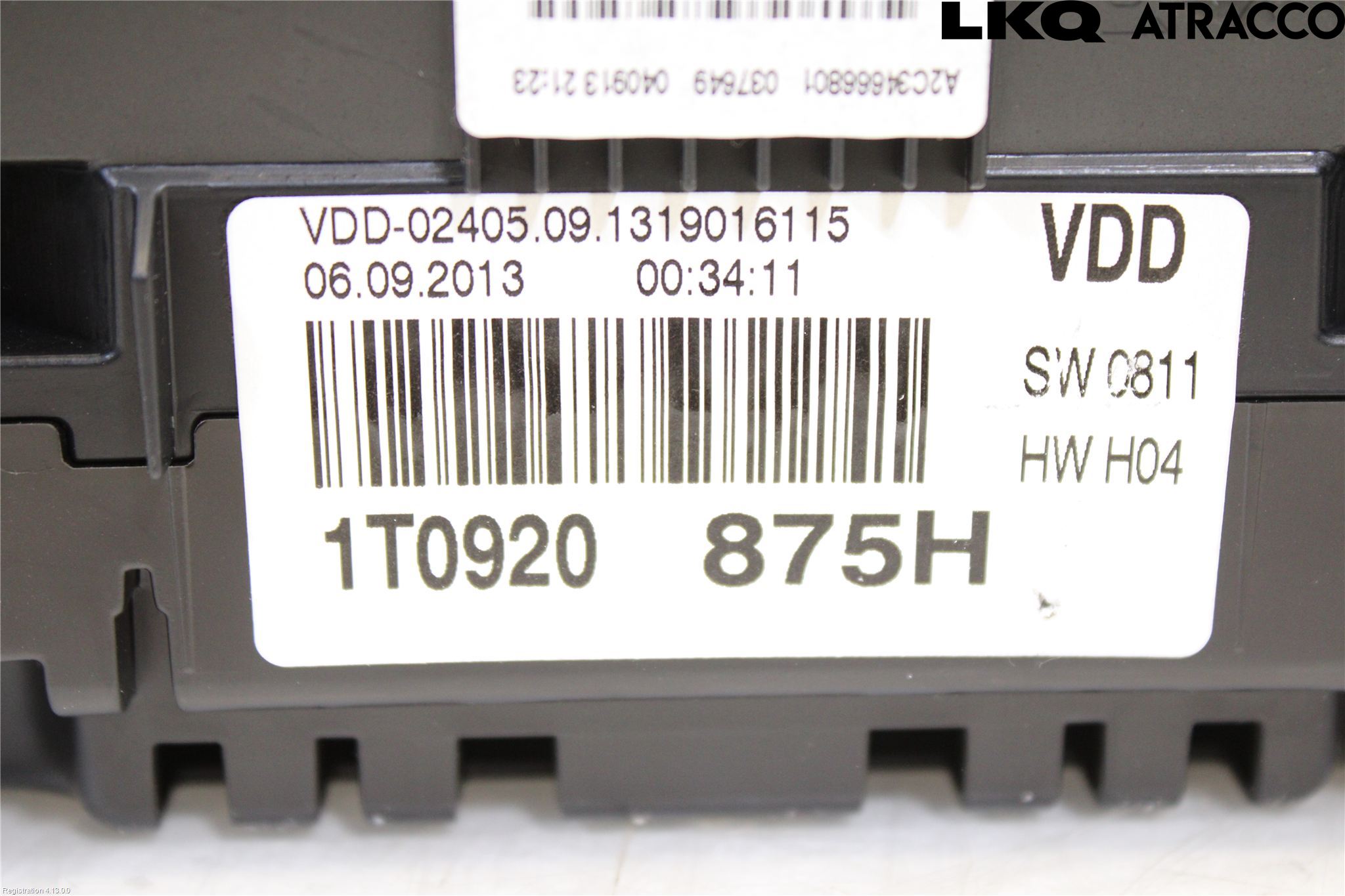 Volkswagen VW TOURAN 10-15 Instrument Komb