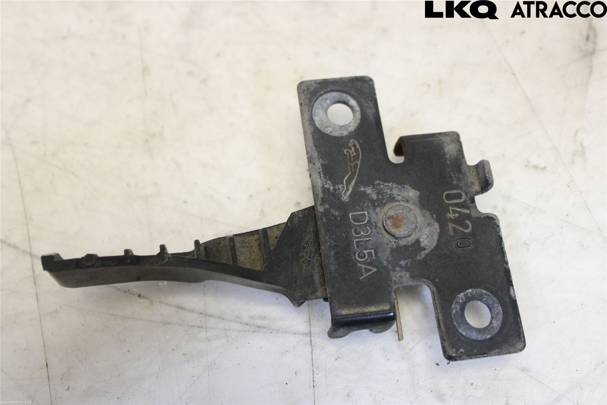 Landrover RANGE ROVER VELAR (L560) 17- Front Huvlåsplåt-Balk