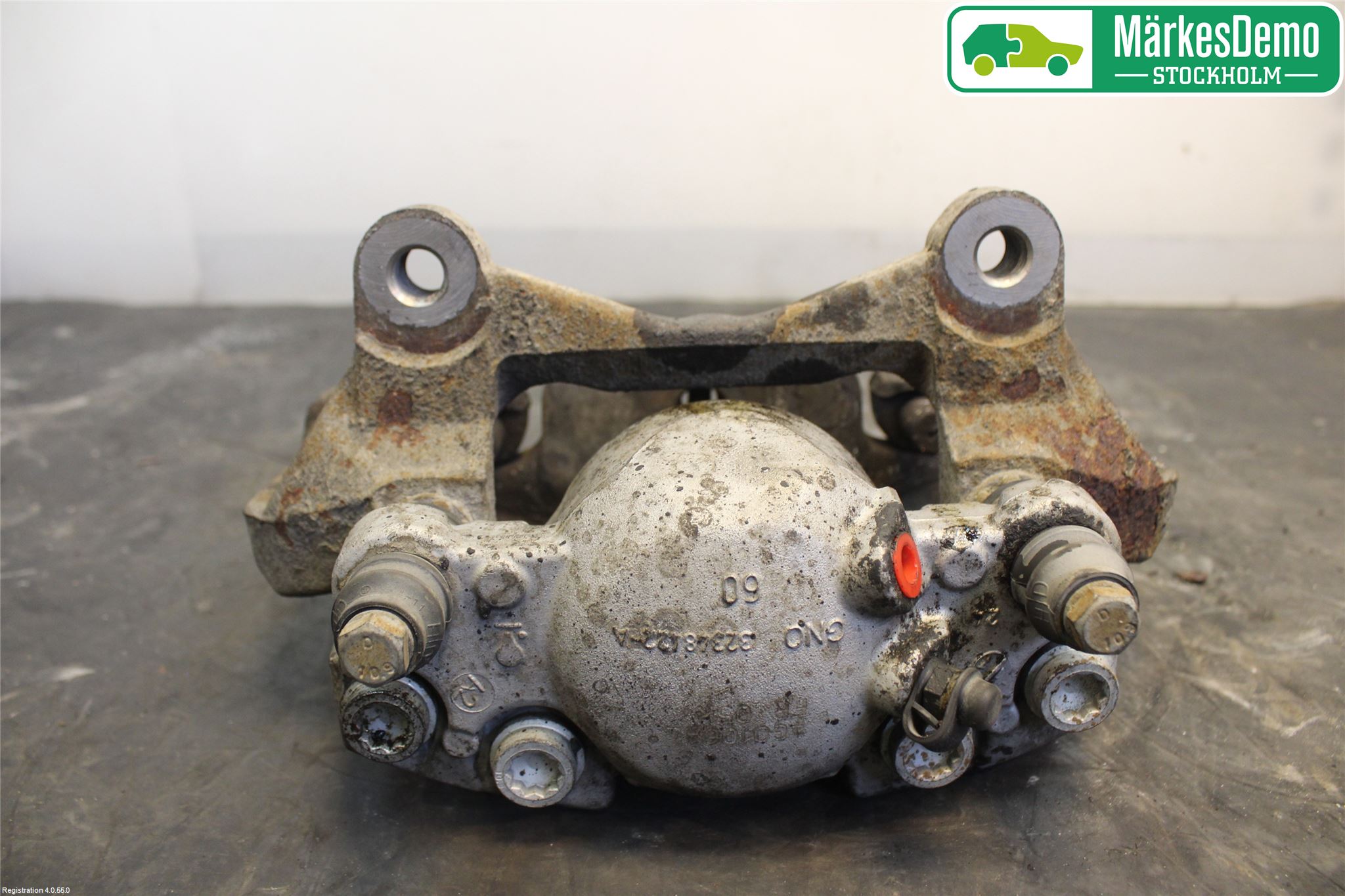 Audi A6/S6 4G 11-18 Bromsok Fram Höger
