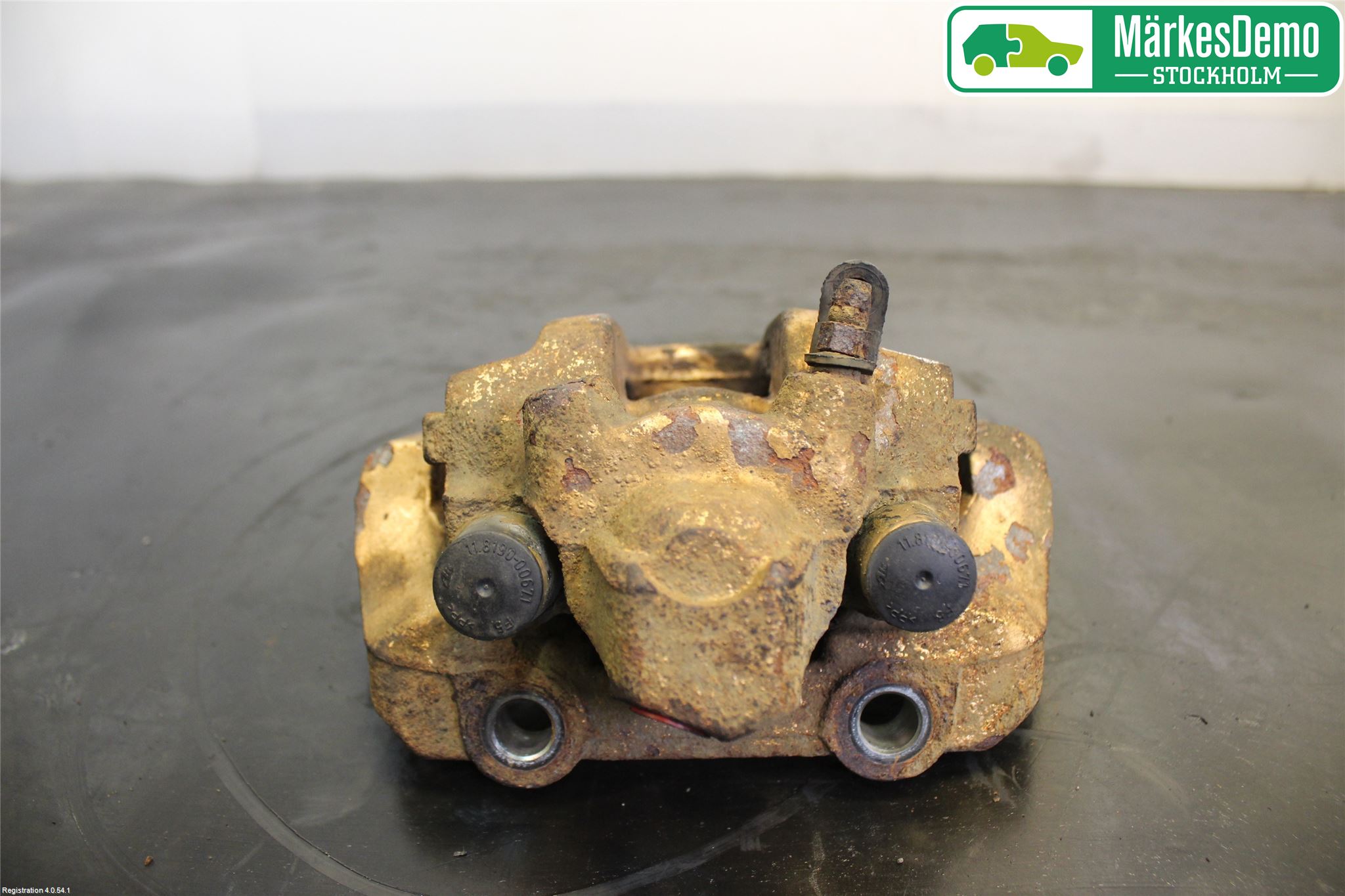 Saab 900      94-98 Bromsok Fram Vänster