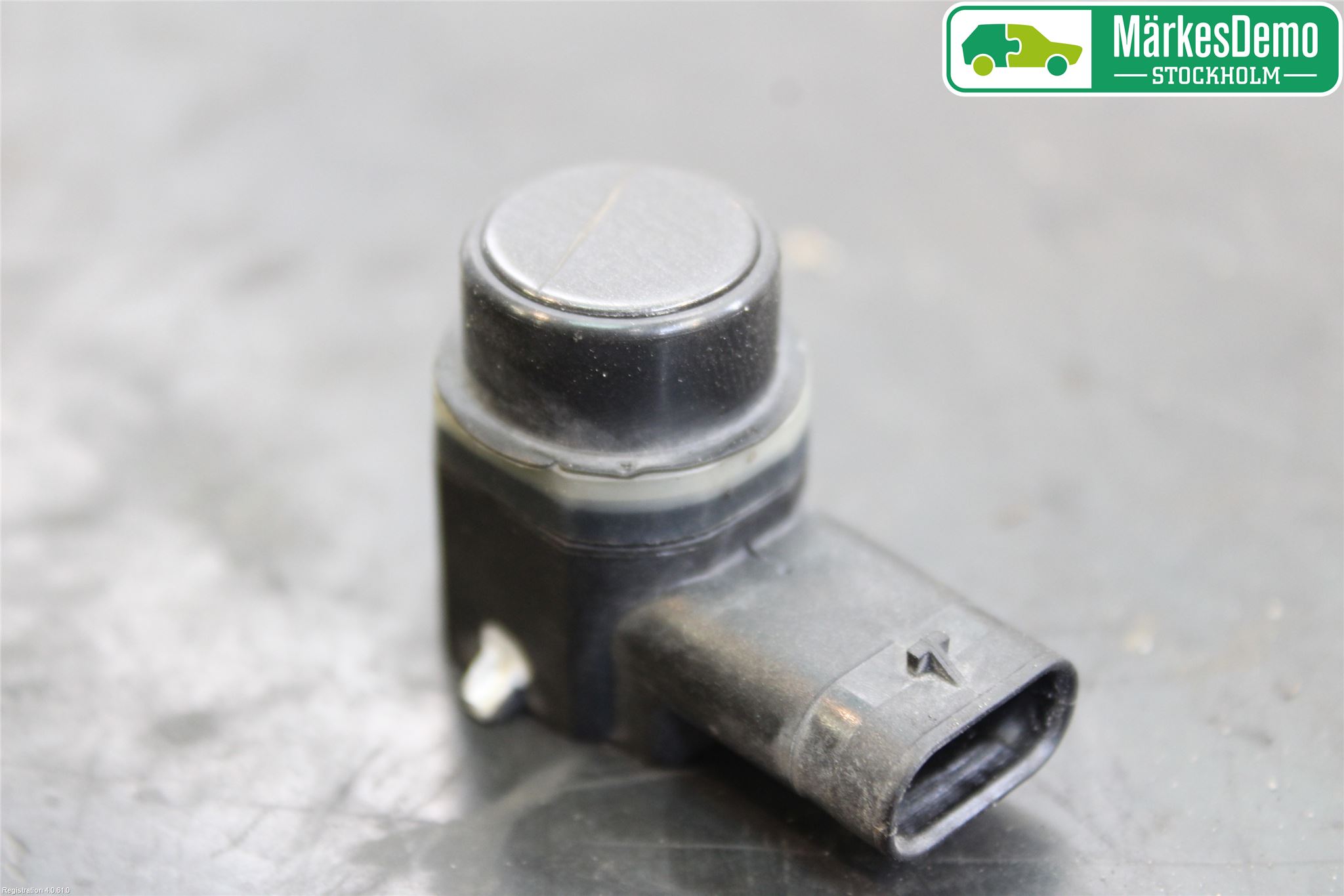 Skoda SUPERB 09-15 Parkeringshjälp Frontsensor