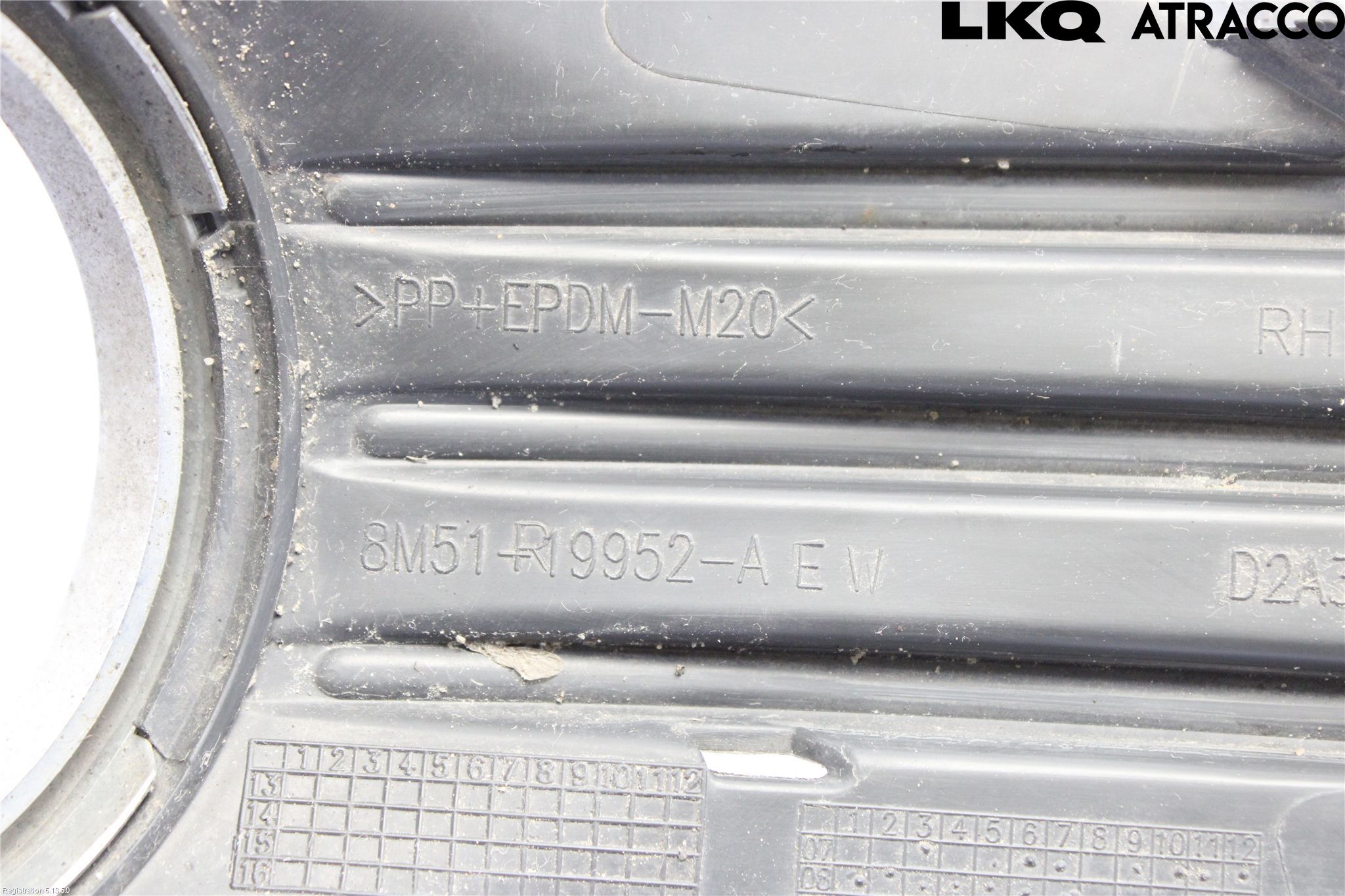 Ford FOCUS 08-11 Dimljussarg Fram