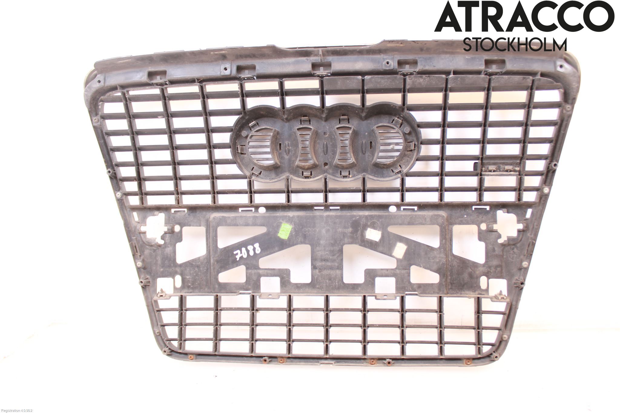 Audi A6/S6     05-11 Grill Komp