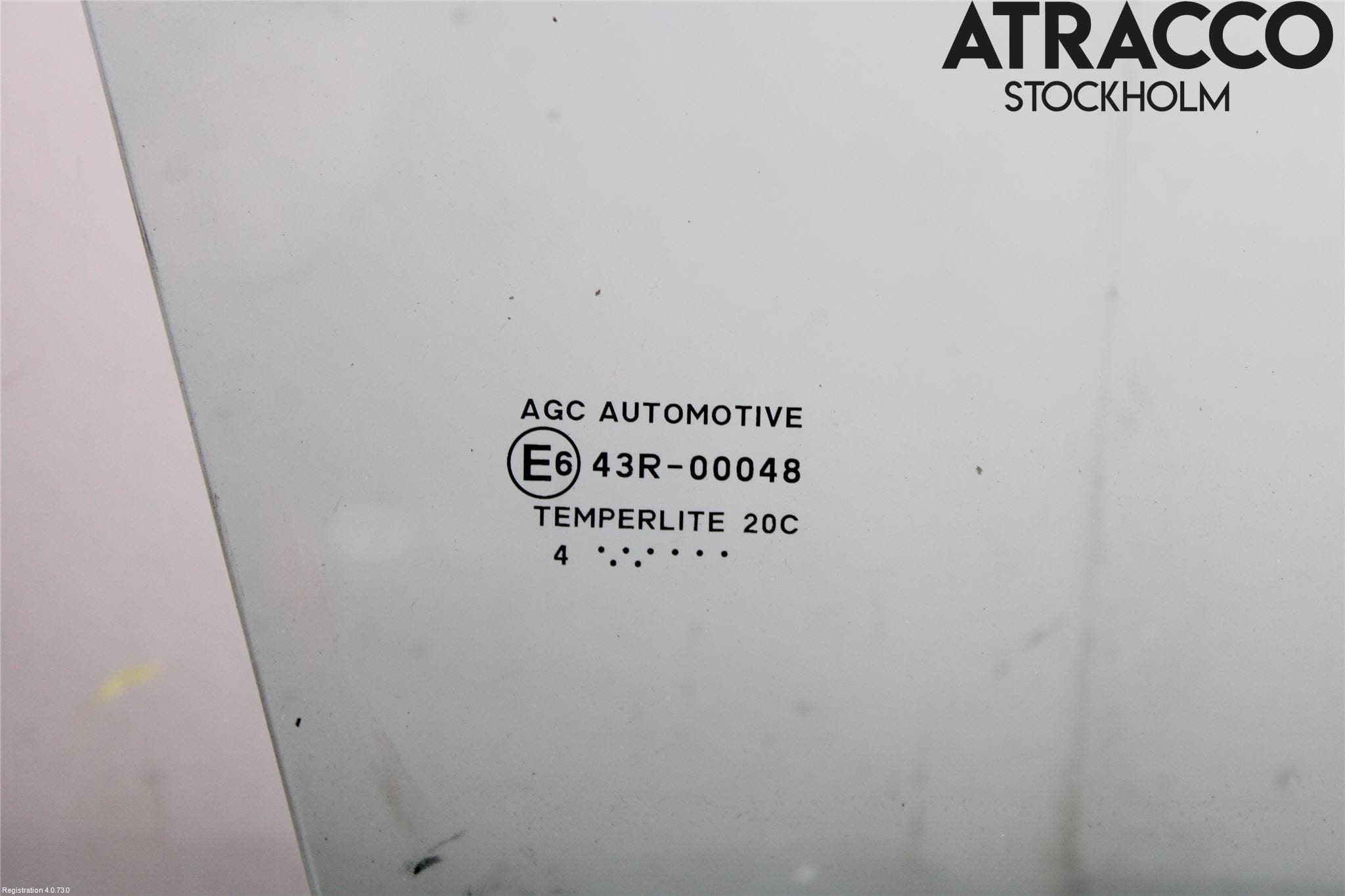 Peugeot 108 15-22 Dörruta Fram Höger