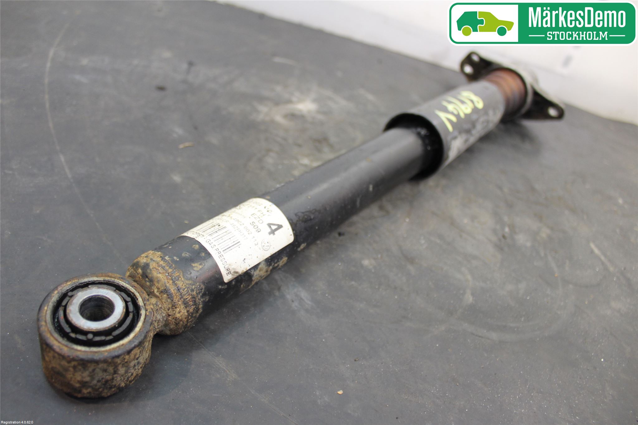 Skoda SUPERB 09-15 Stötdämpare Bak