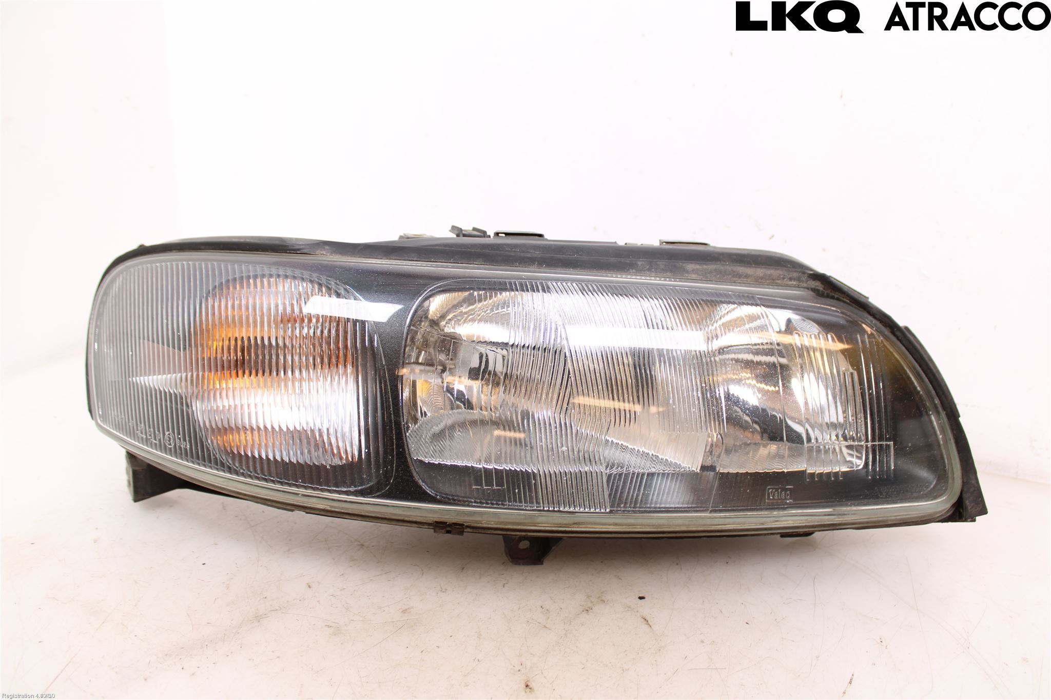 Volvo V70 00-04 Strålkastare Höger