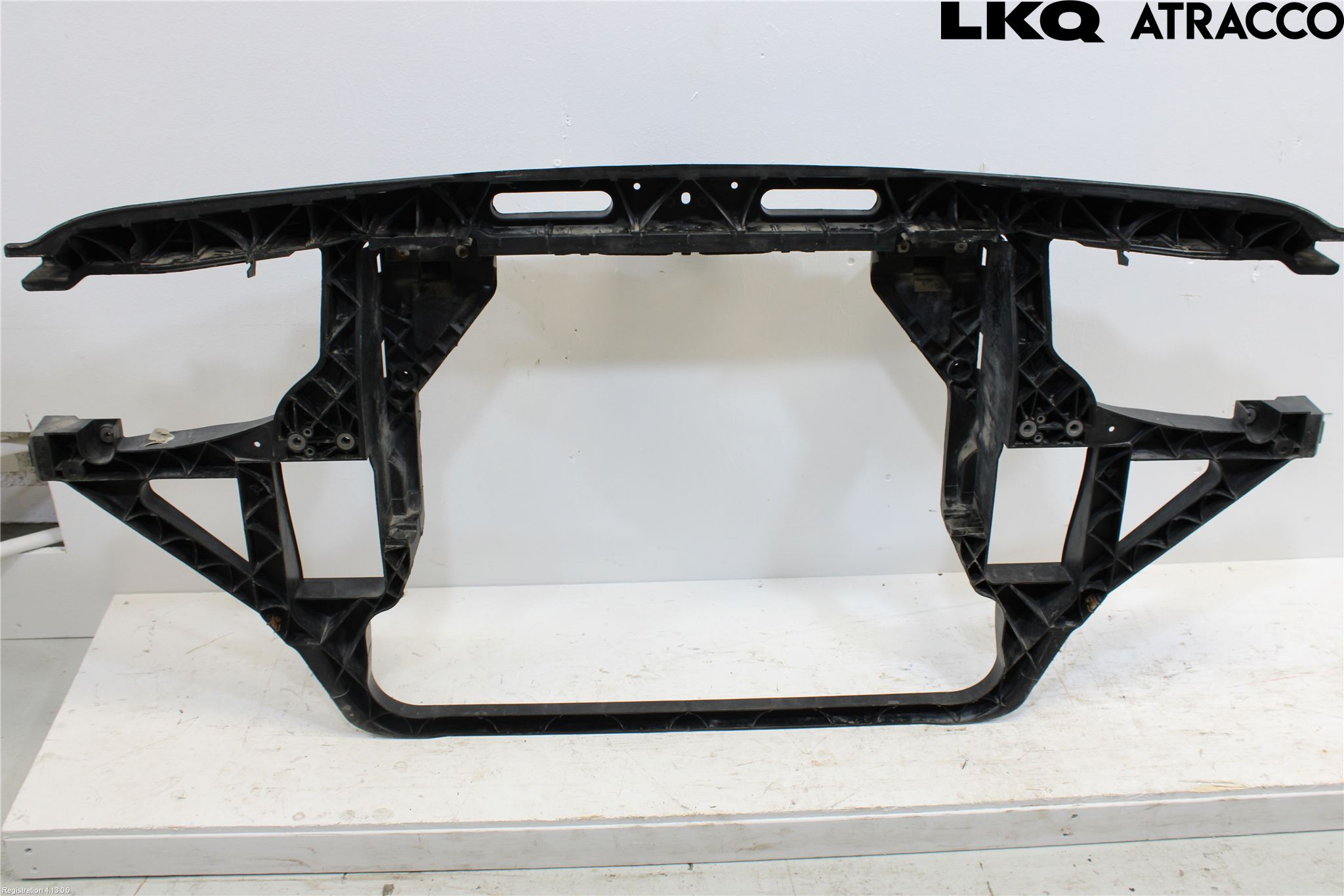 BMW X3 E83     03-10 Frontkorg